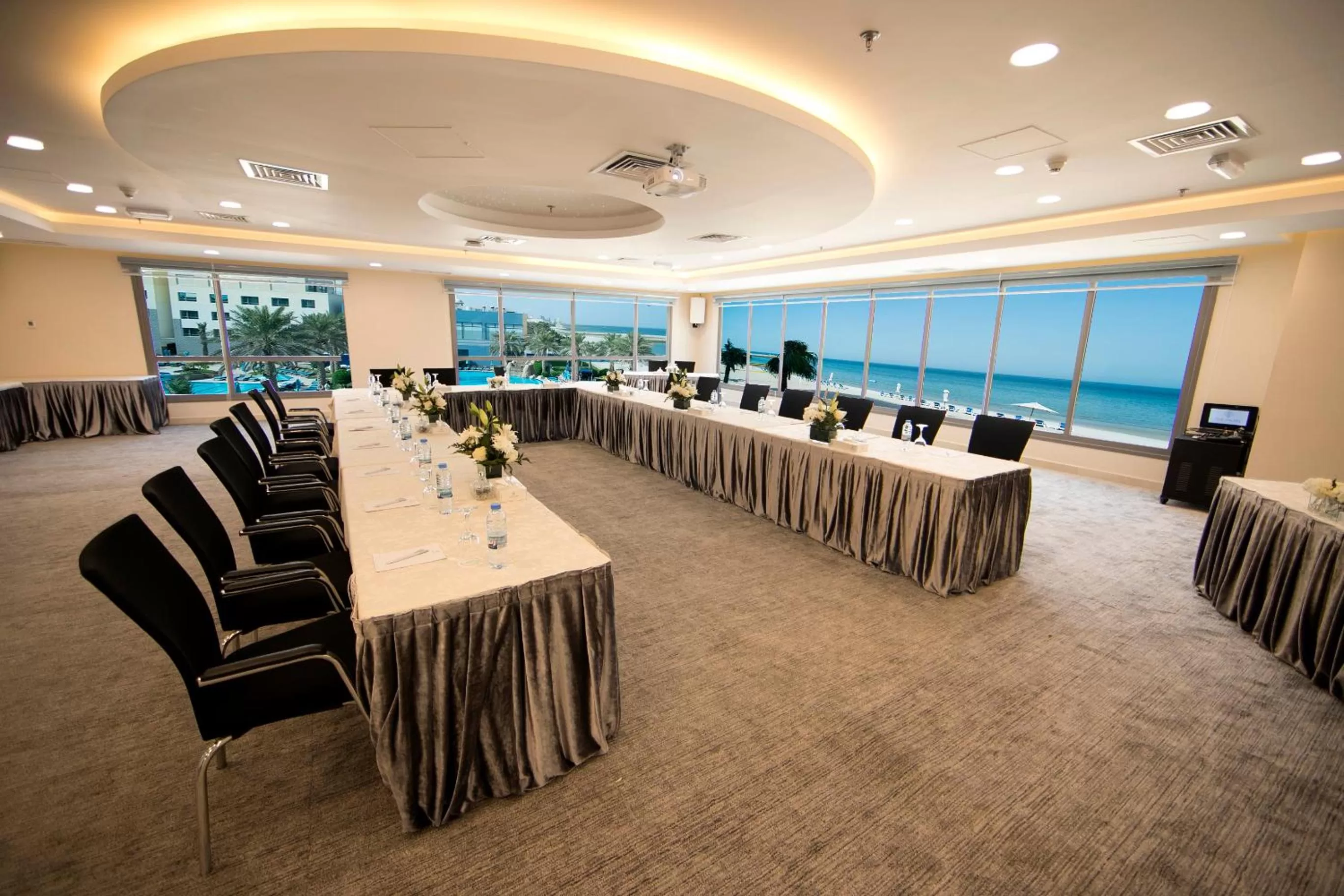 Banquet/Function facilities in The Palms Beach Hotel & Spa