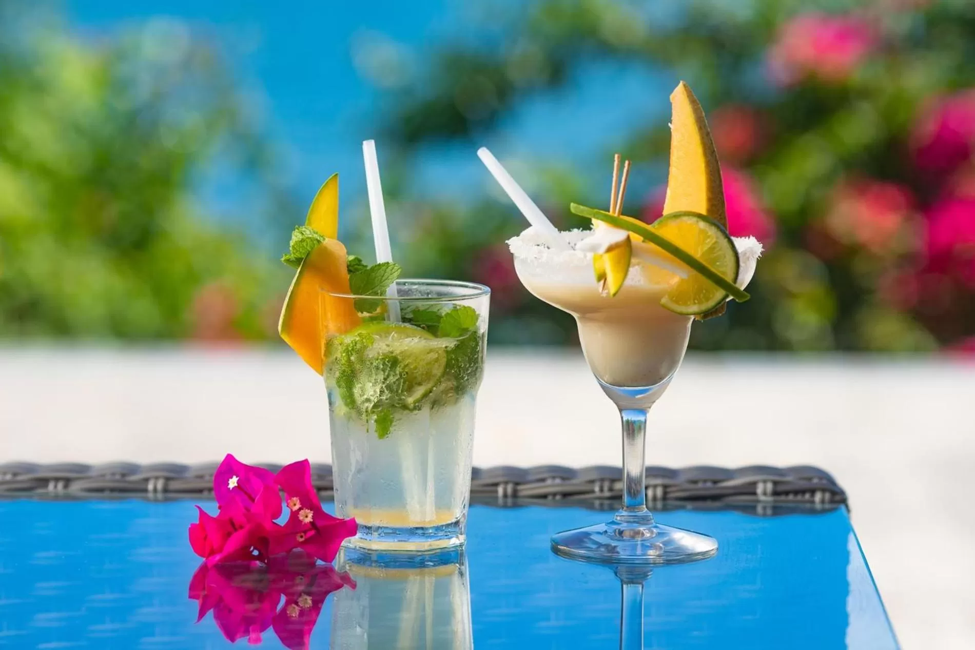 Alcoholic drinks in Zenitude Hôtel Résidences Le Salako