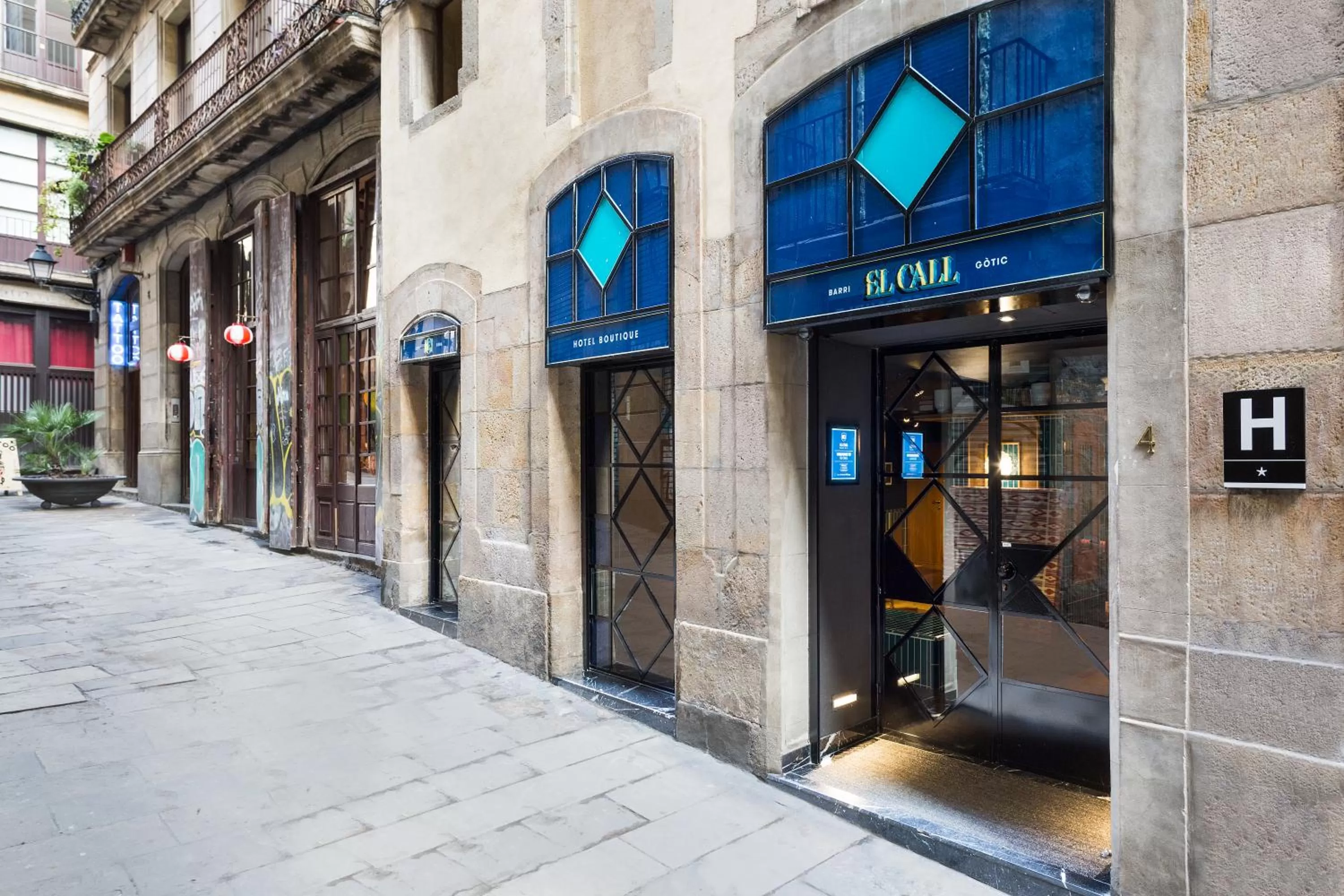 Facade/entrance in Hotel El Call