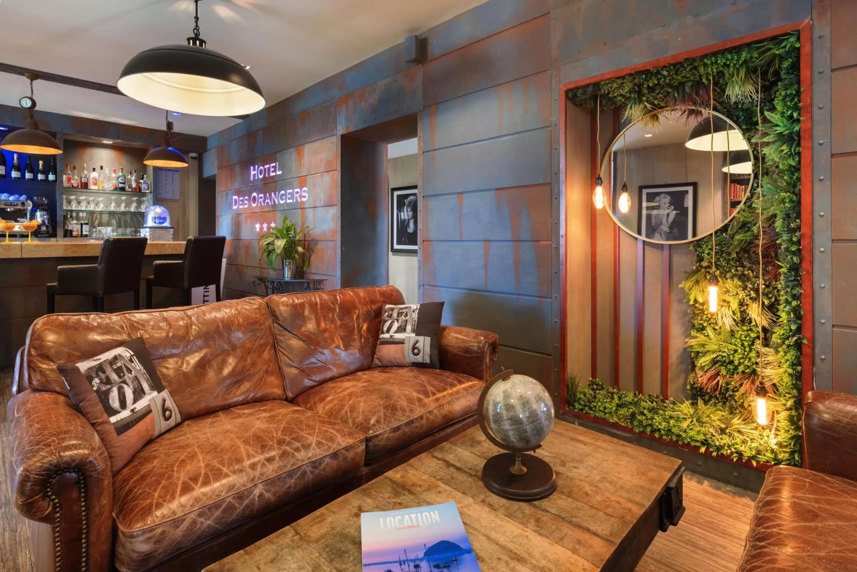 Living room in Best Western Hôtel des Orangers Cannes