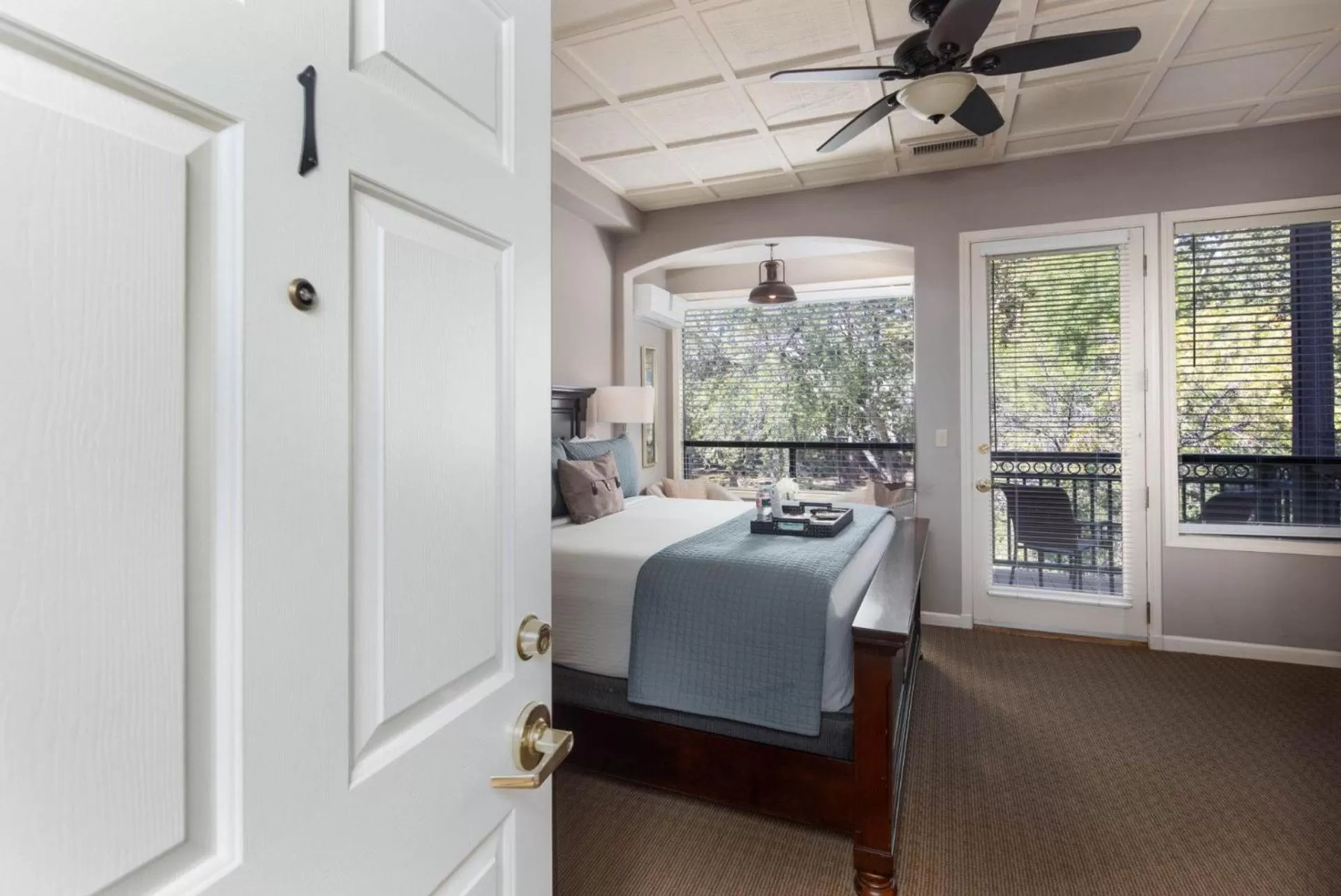 Bed in Inn Above Oak Creek Sedona