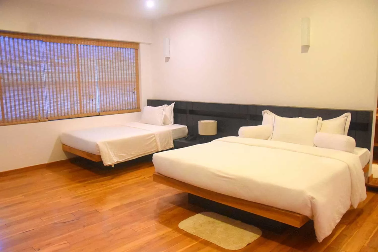 Bedroom, Bed in Manuka Hillwood Hotel