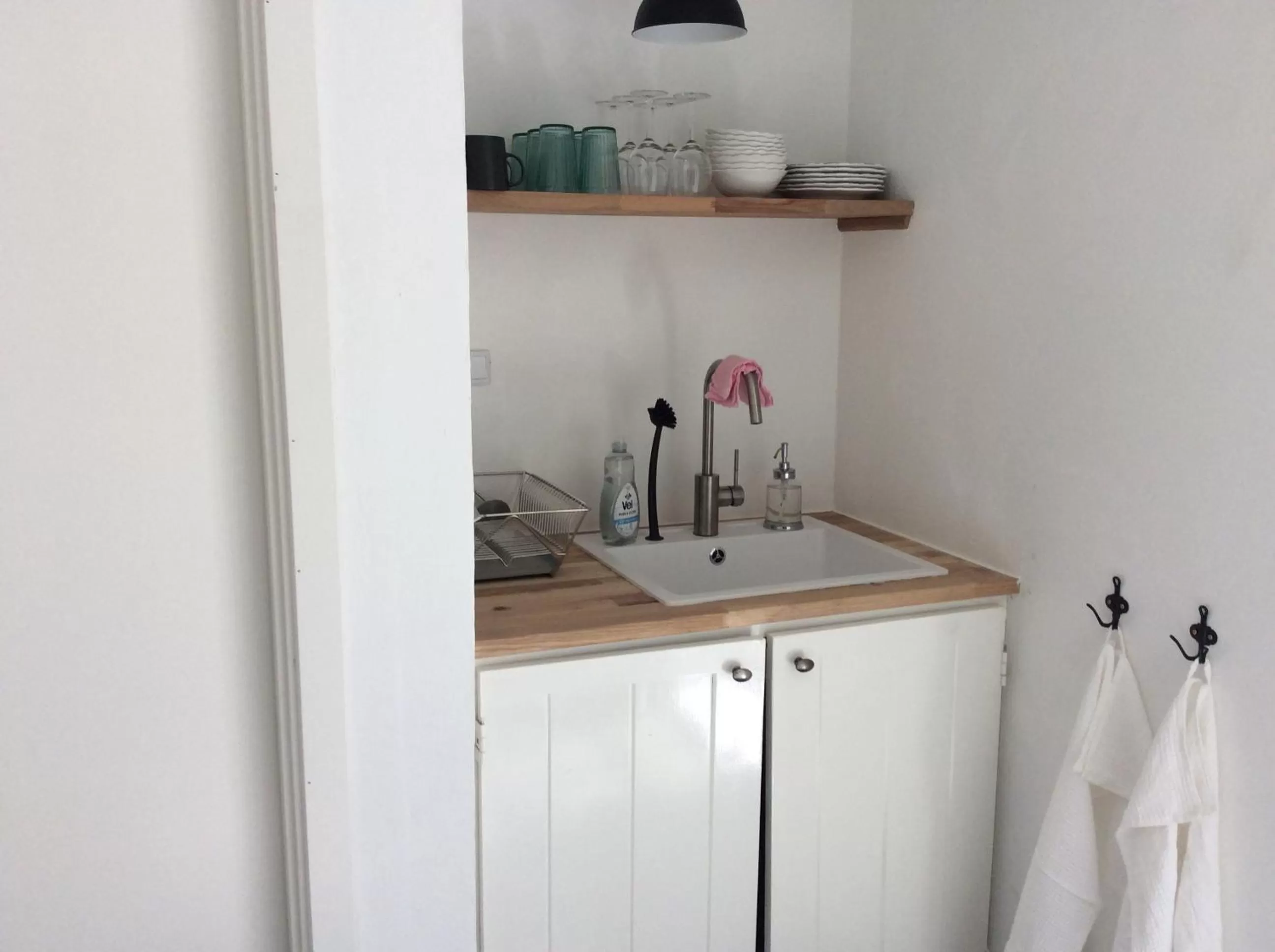 Kitchen or kitchenette in Marielyst B&B - Apartments