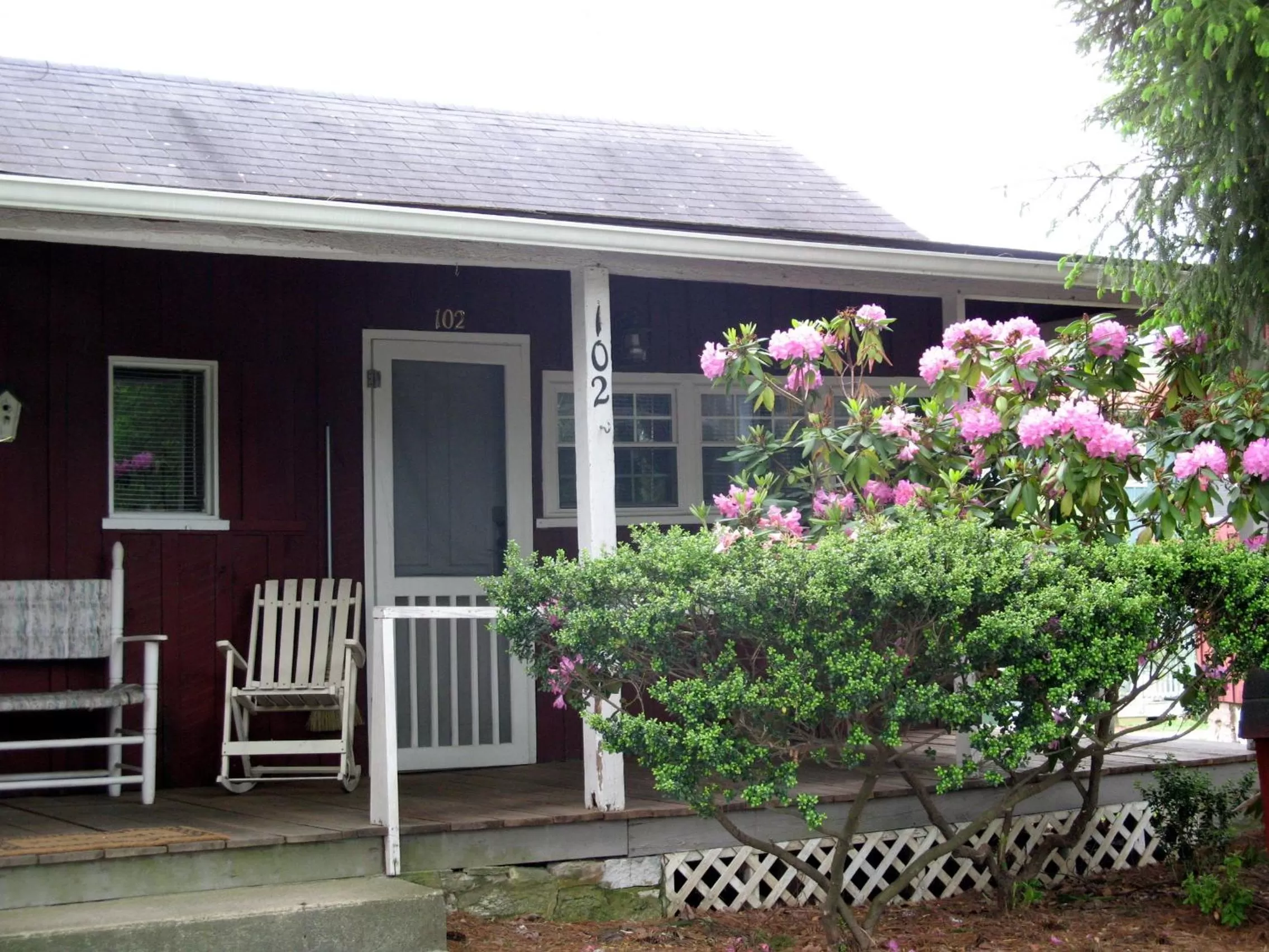 Facade/entrance in Highland Lake Inn & Resort - Flat Rock