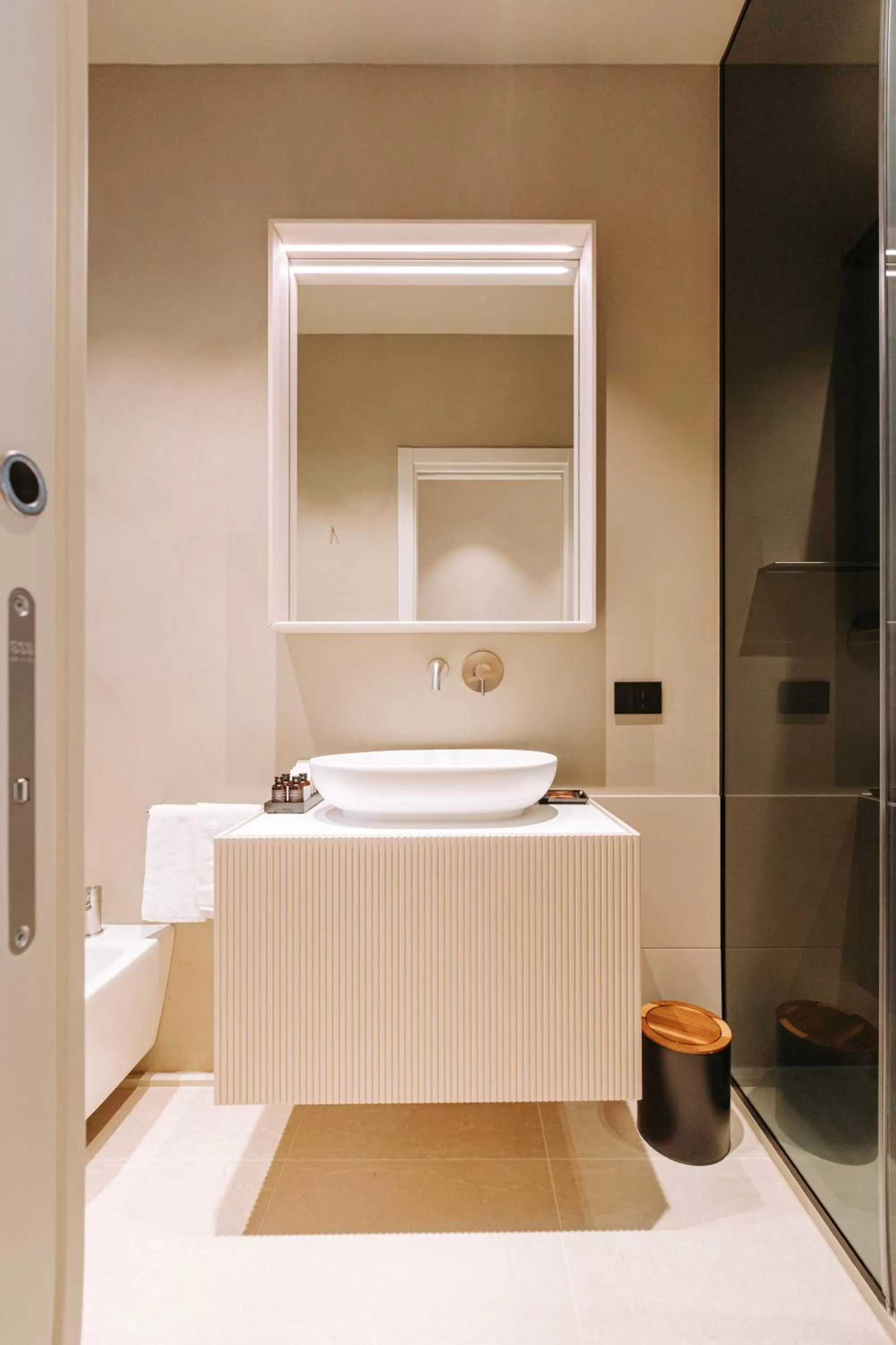 Suite1212 - Bandiera