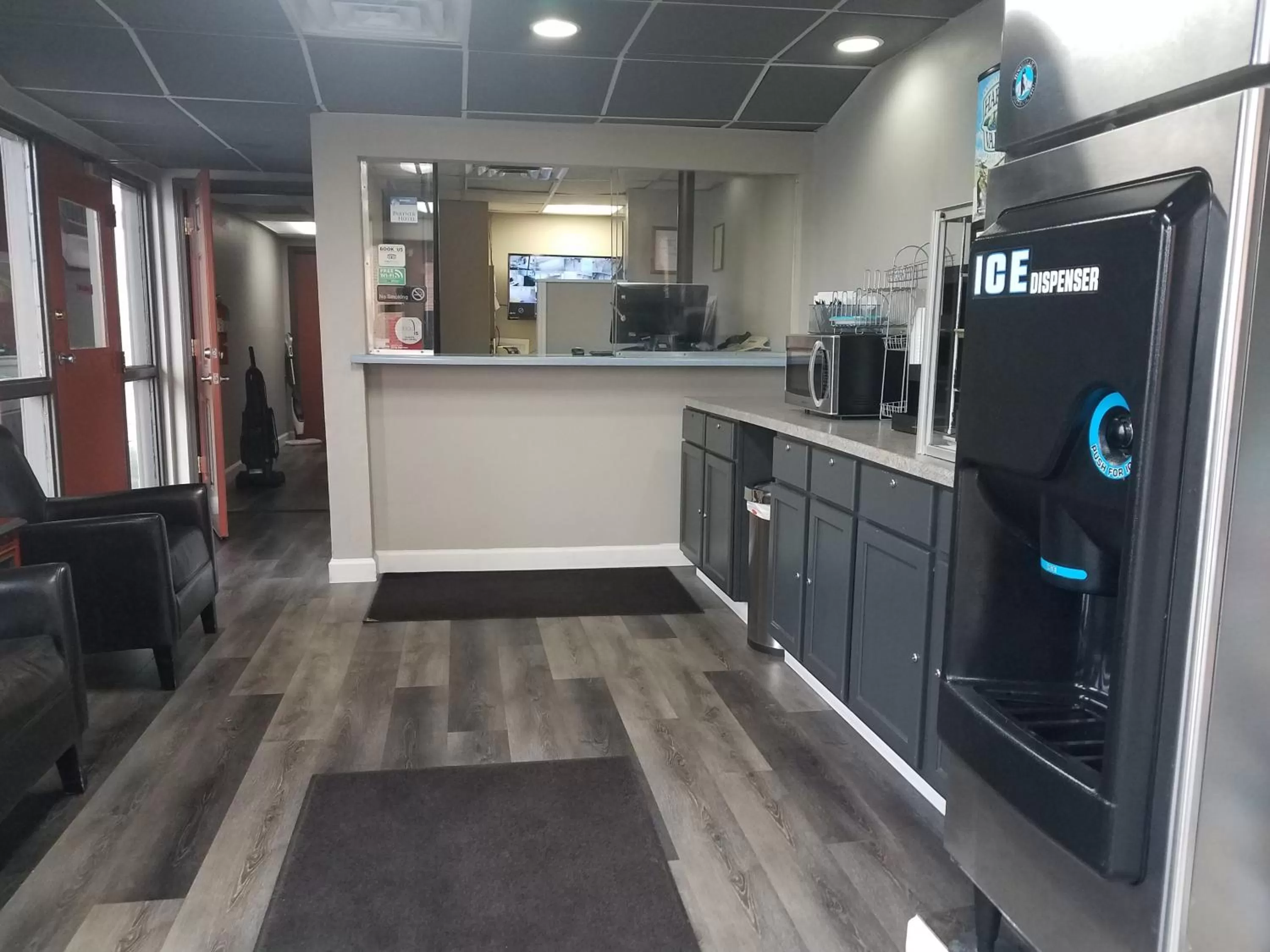 Lobby or reception in Americas Best Value Inn St. Louis Downtown