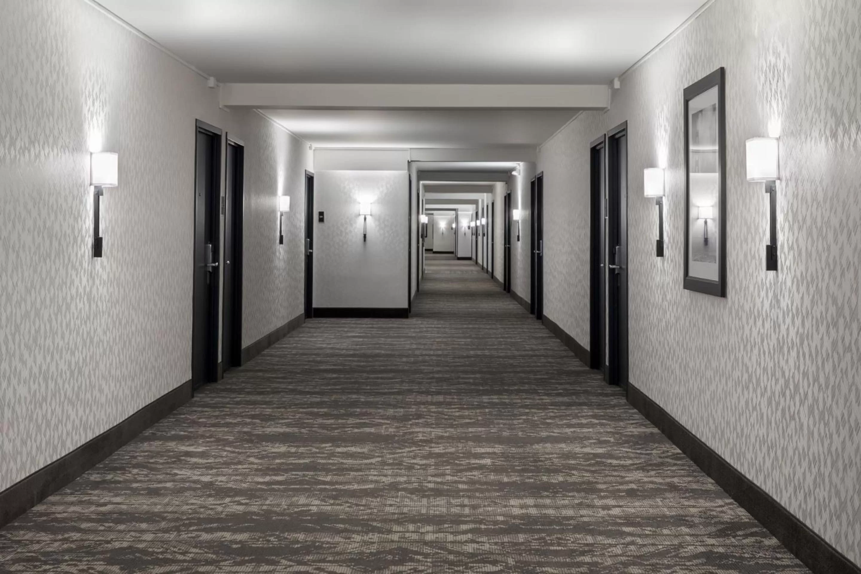 Property building in Hotel Caza Fisherman's Wharf