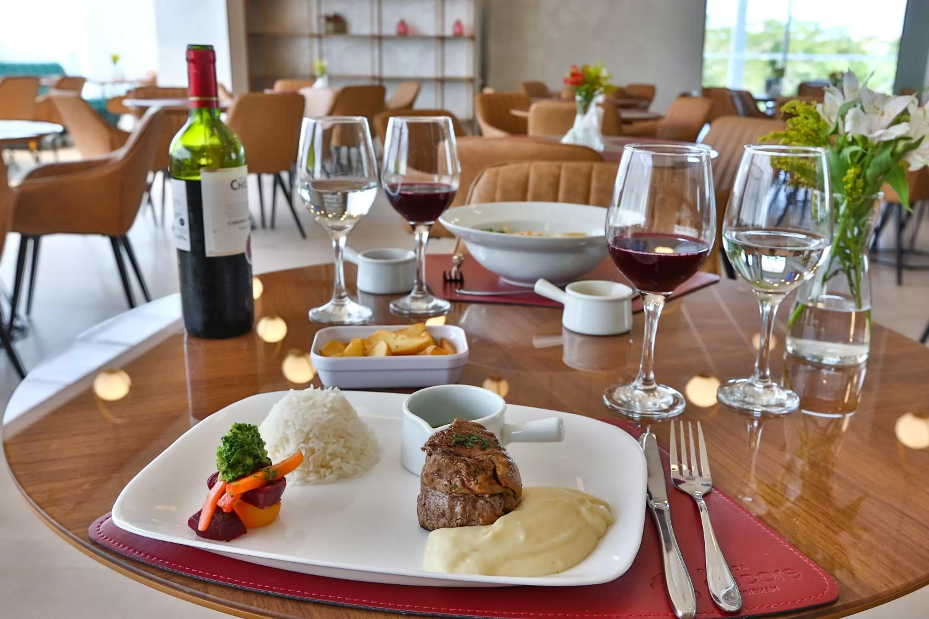 Dinner in Executive Inn Fernandopolis