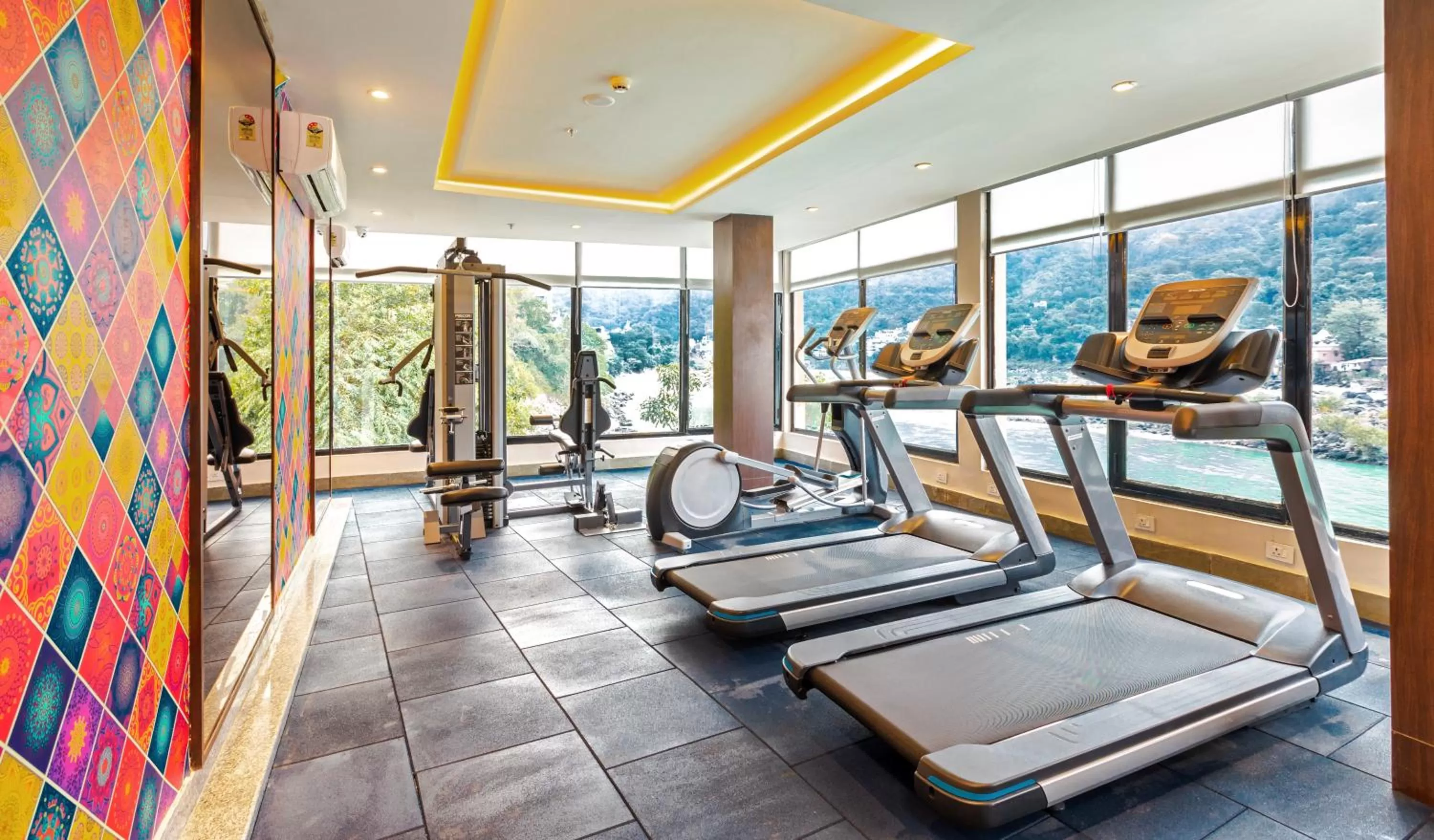 Fitness centre/facilities in Lemon Tree Premier, Rishikesh