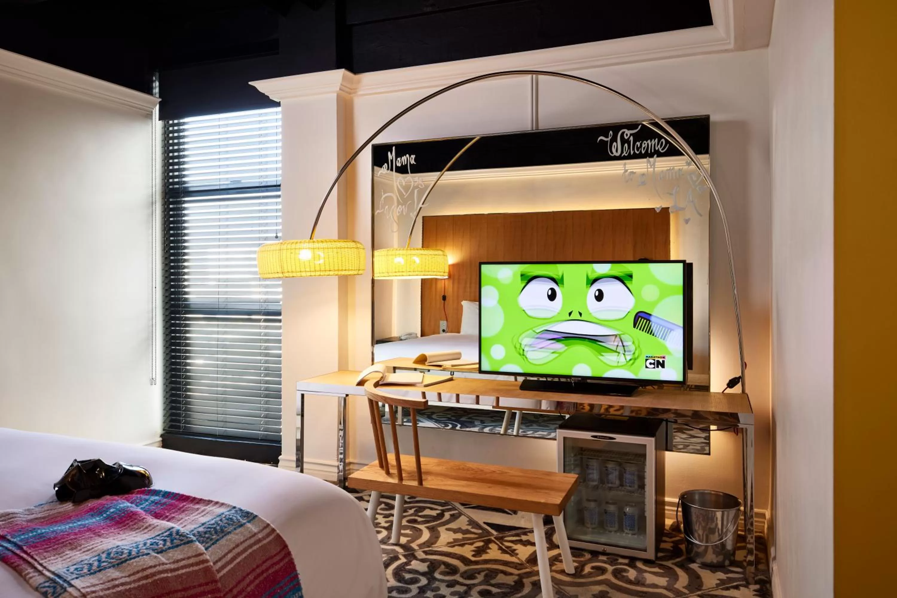 Bed in Mama Shelter Los Angeles