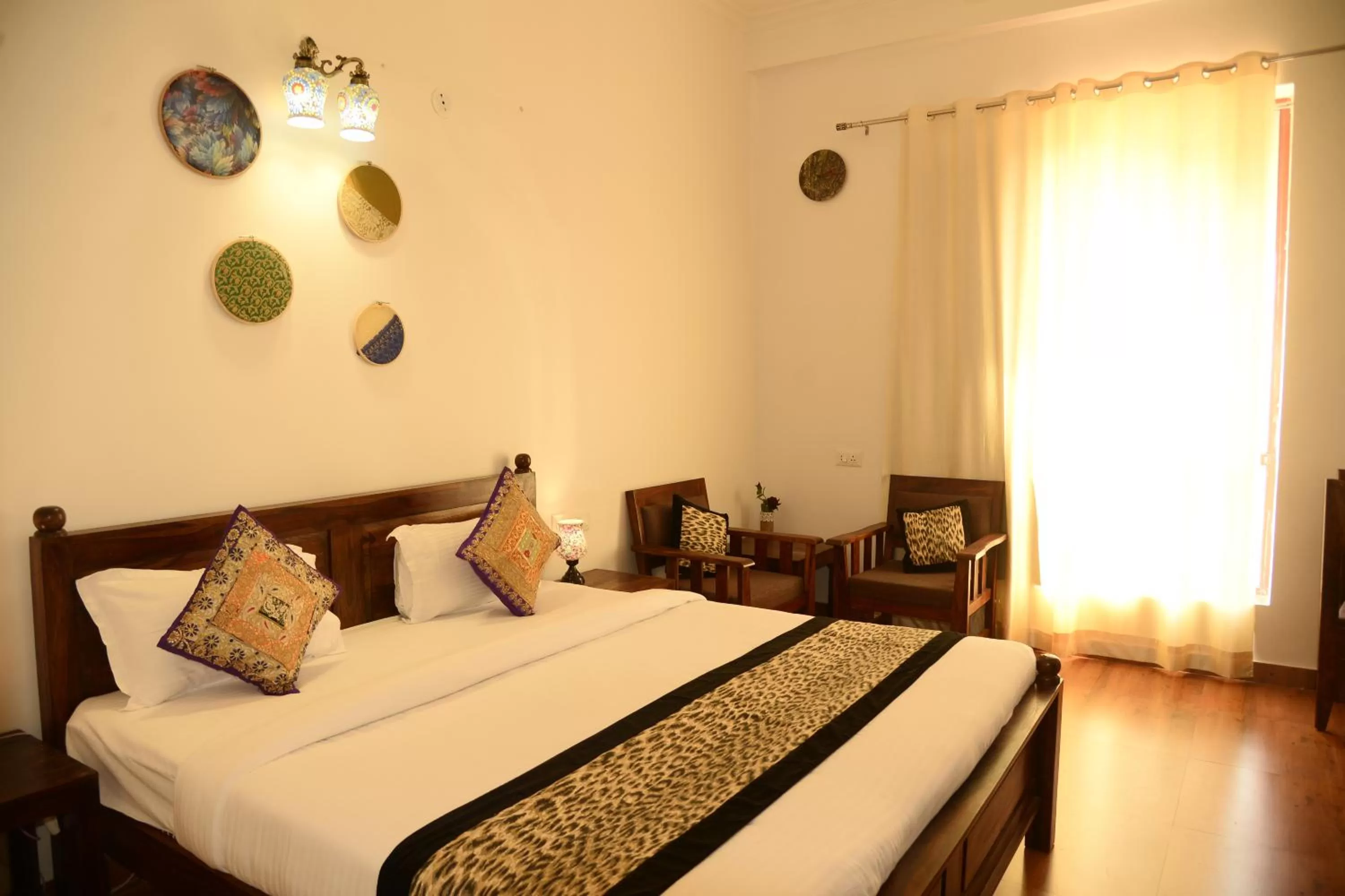 Seating area in Omak Tiger Seven