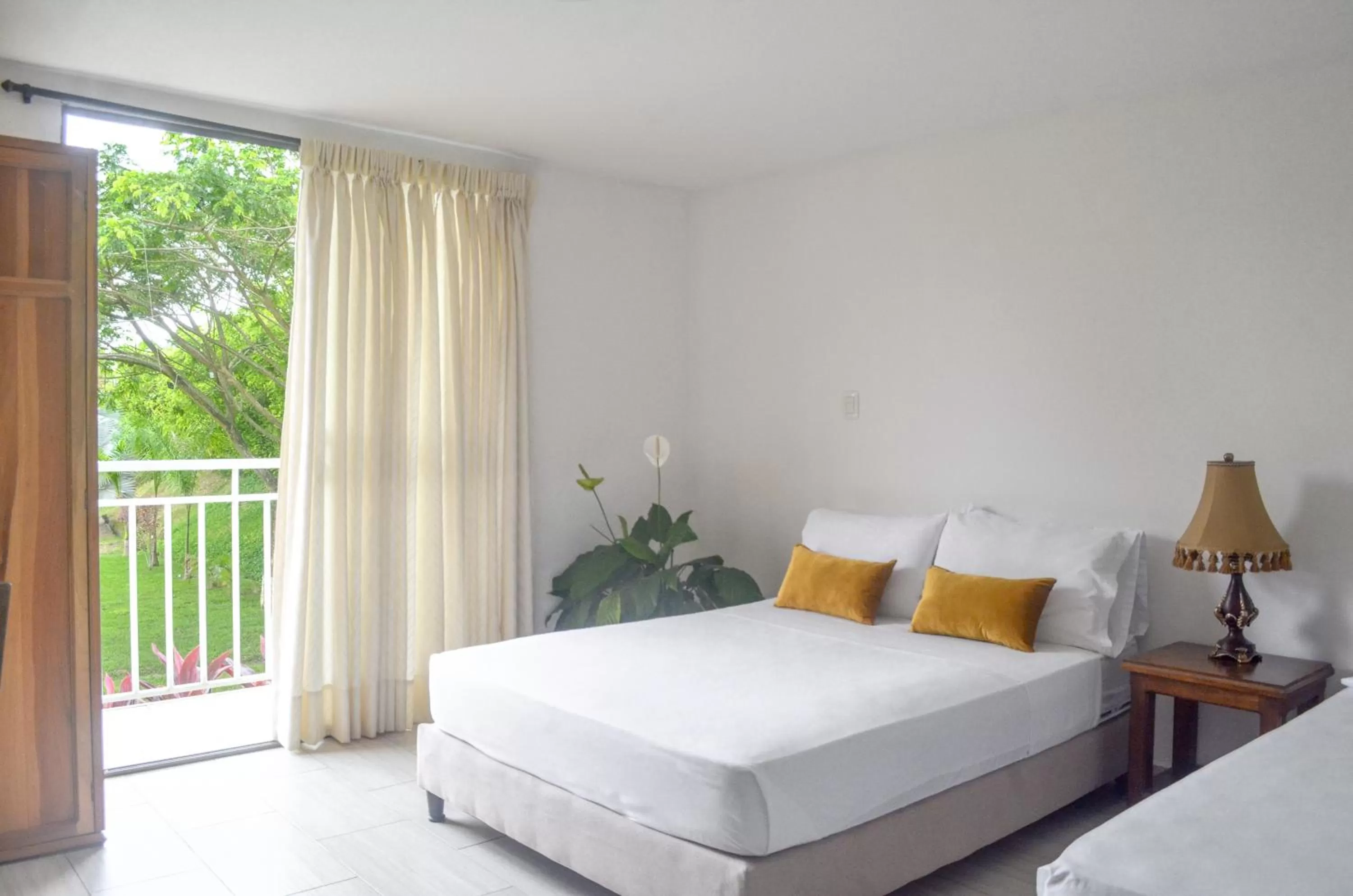 Bed in Hotel Santa Isabel