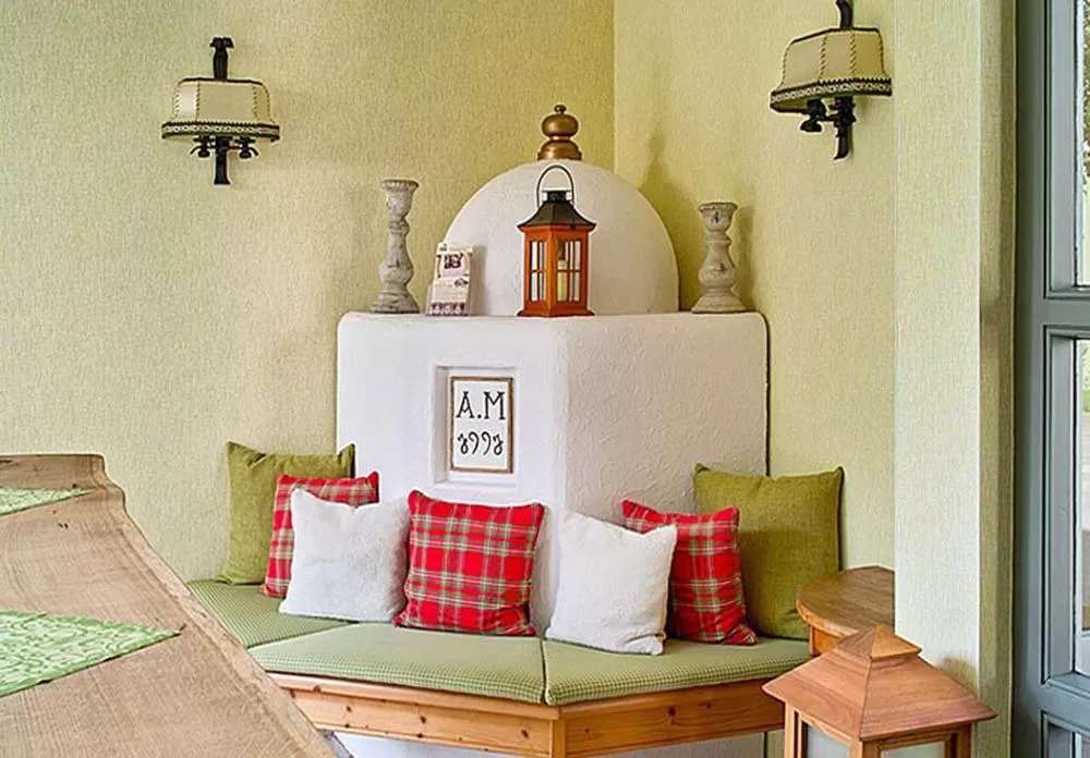 Communal lounge/ TV room in Hotel Falter