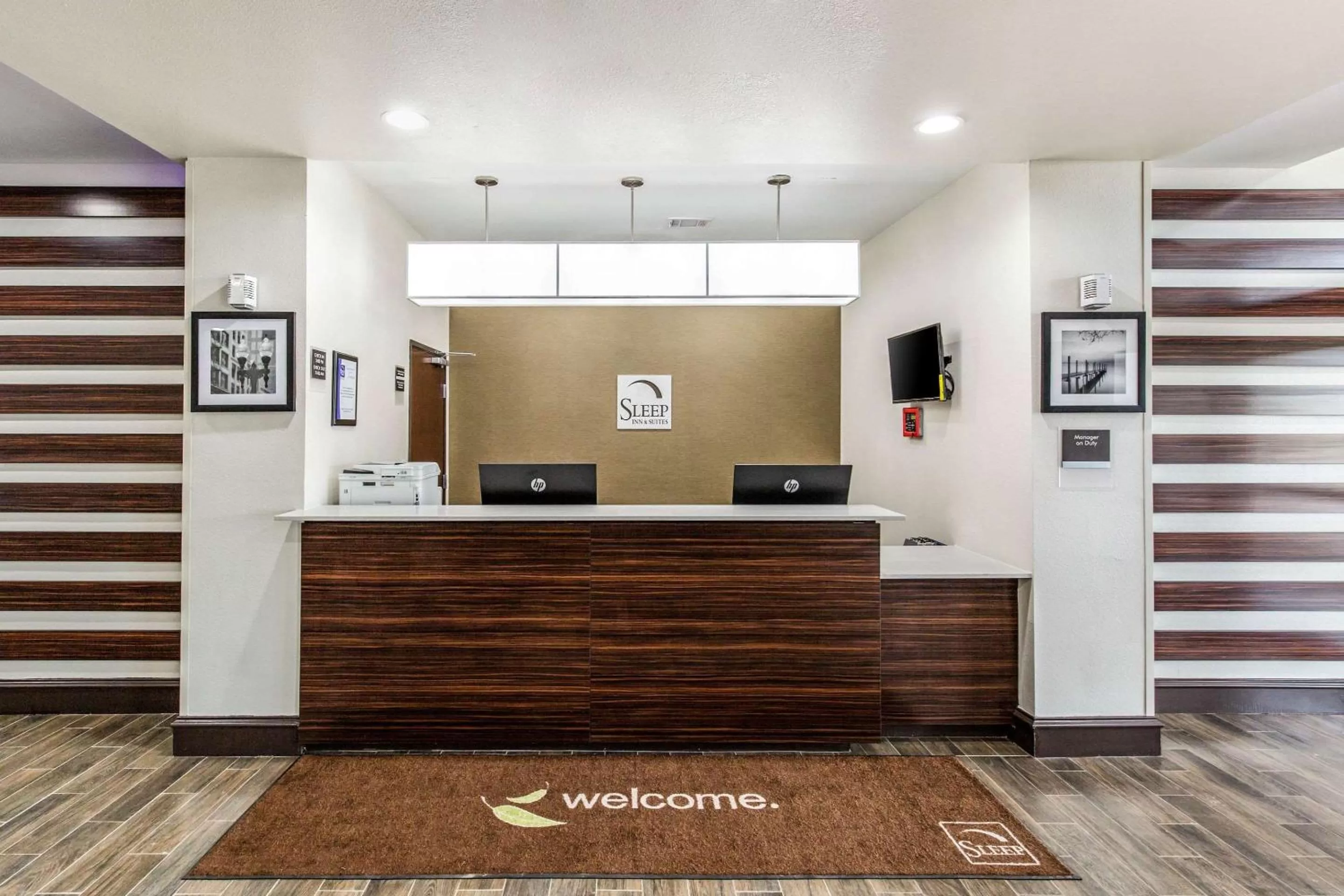 Lobby or reception in Sleep Inn & Suites Bryan - College Station