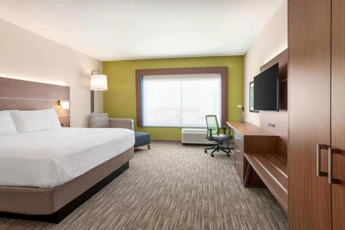 Decorative detail, Bed in Holiday Inn Express & Suites Austin North - Pflugerville by IHG