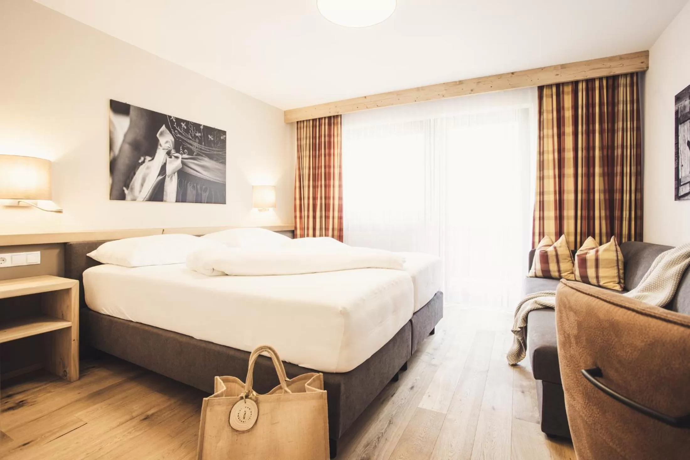 Photo of the whole room, Bed in Hotel Johanna mitten im Ötztal