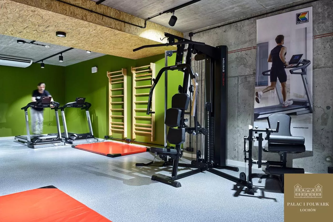 Fitness centre/facilities in Folwark Łochów