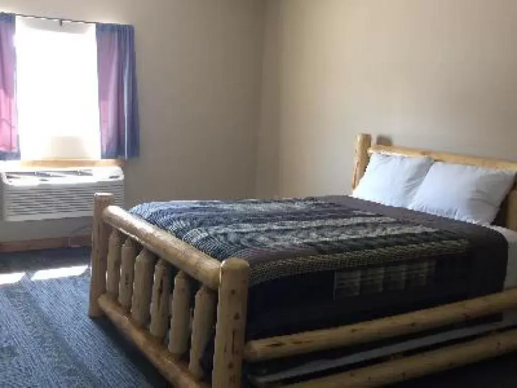 Standard Triple Room in Big Horse Inn and Suites Standard Triple Room in Big Horse Inn and Suites