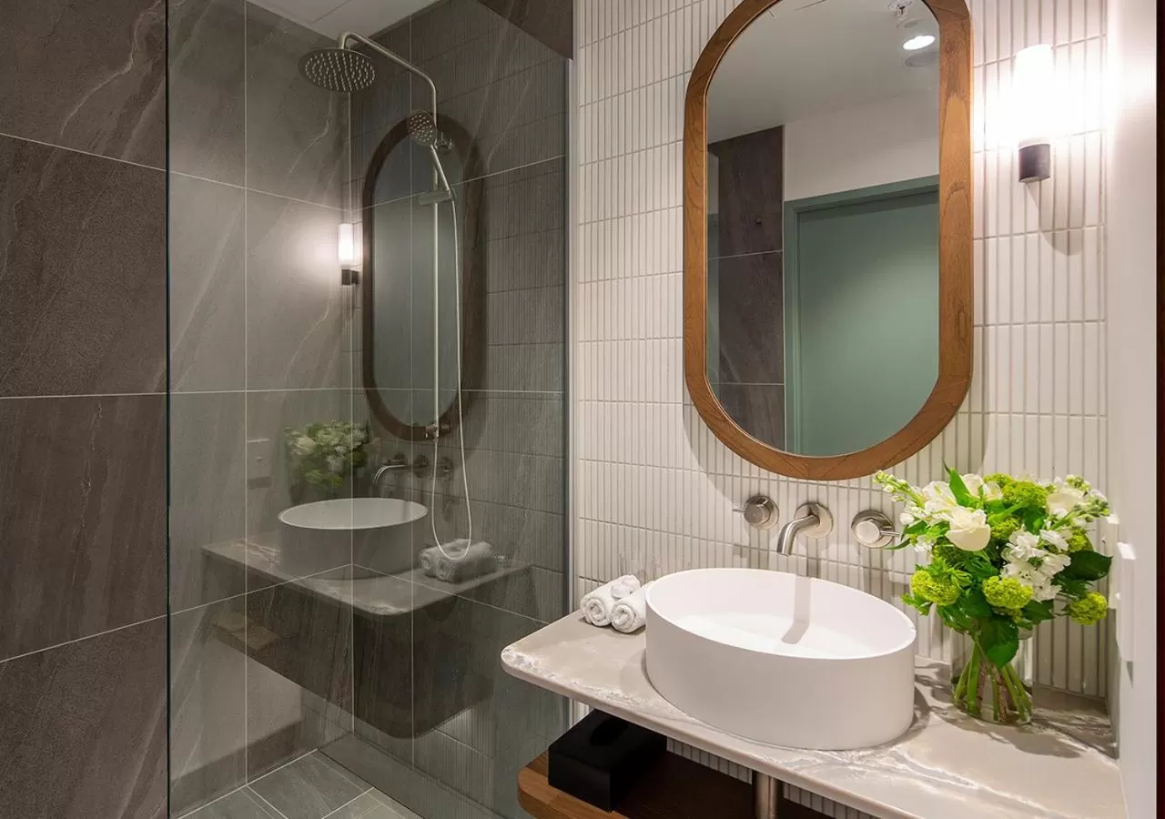 Bathroom in Sudima Queenstown Five Mile