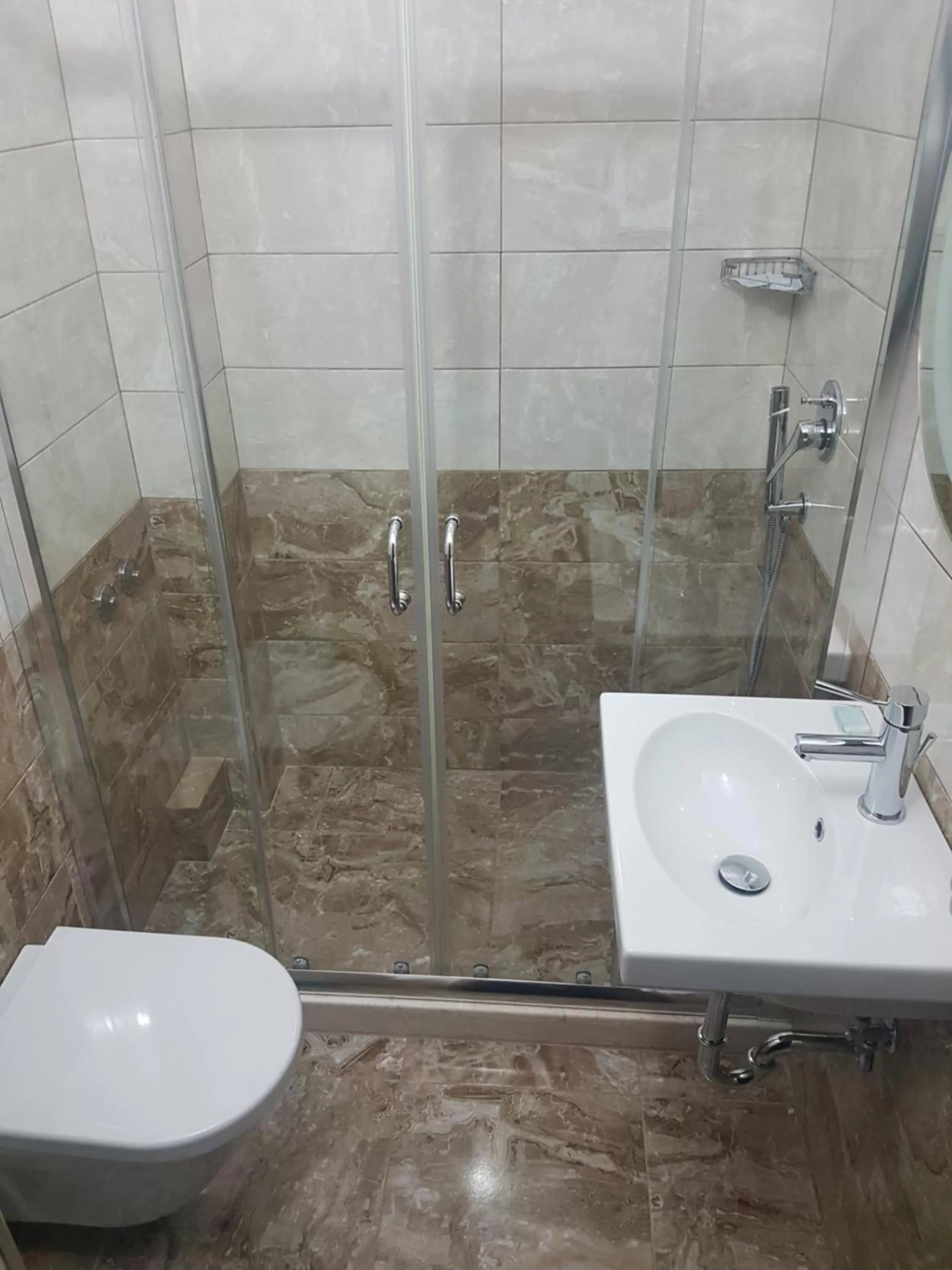 Bathroom in Bristol Hotel Tirana