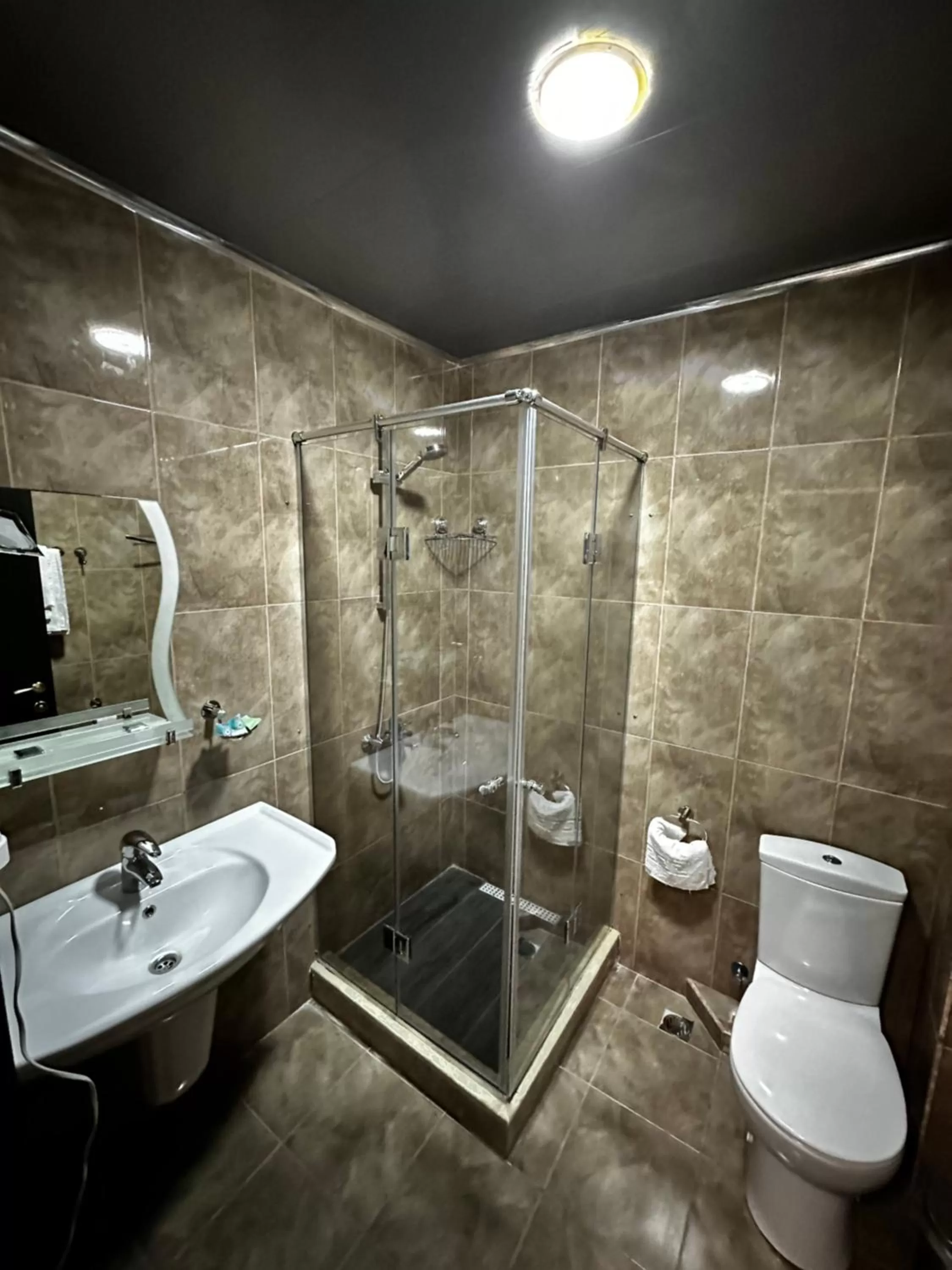 Bathroom in Hotel Brighton