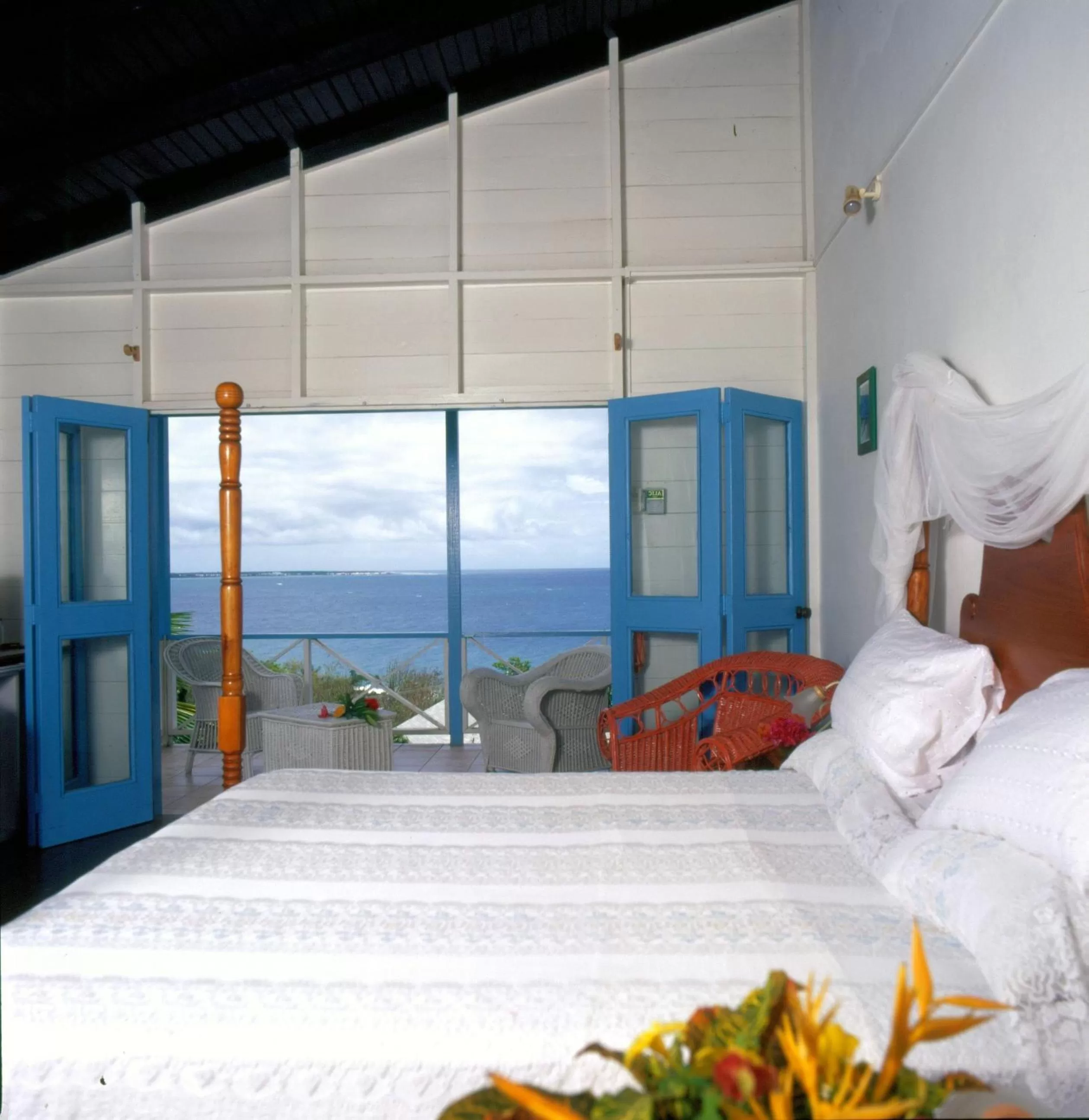 Photo of the whole room, Bed in Half Moon Blue Hotel