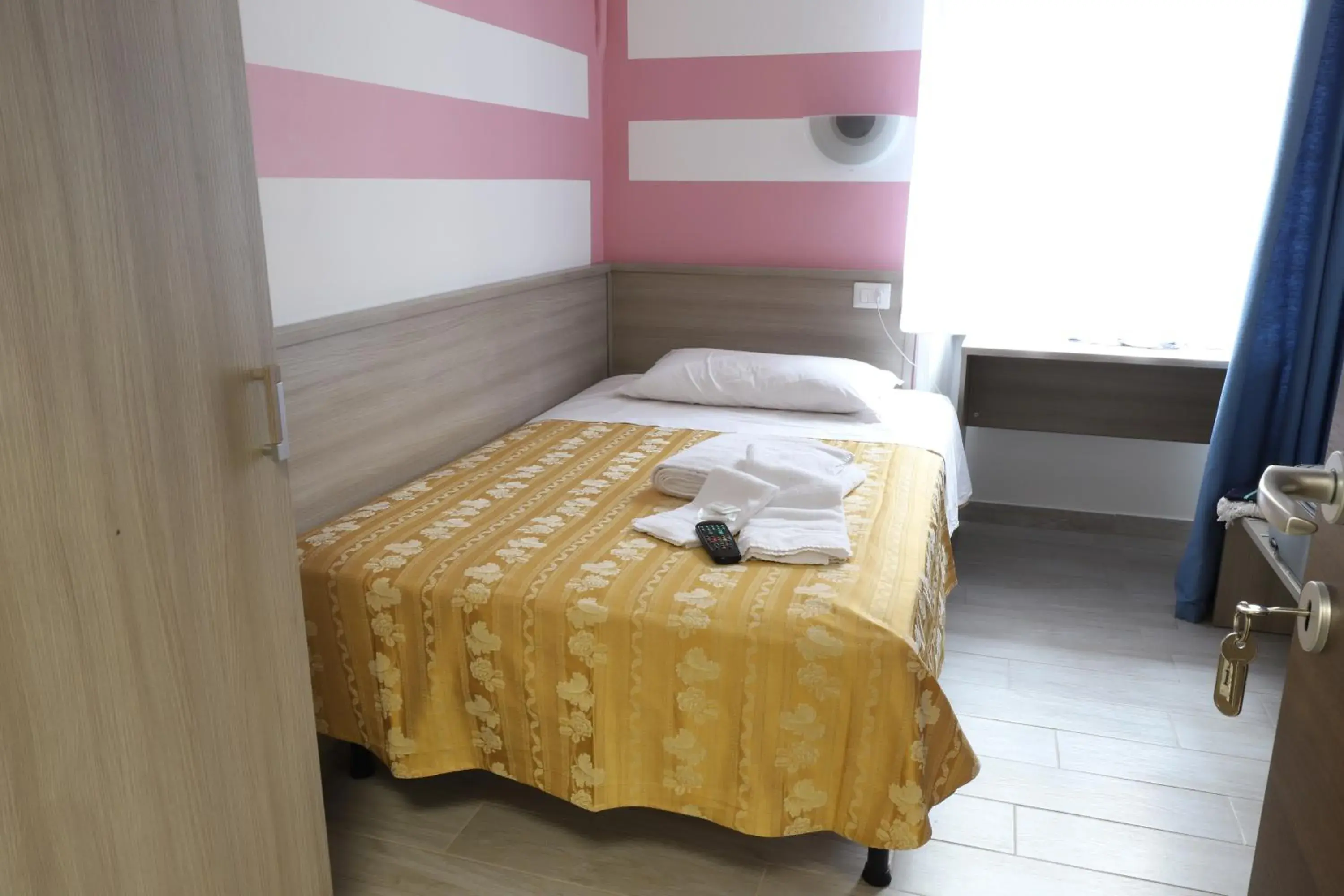 Single Room in Albergo Leonardo Da Vinci Single Room in Albergo Leonardo Da Vinci