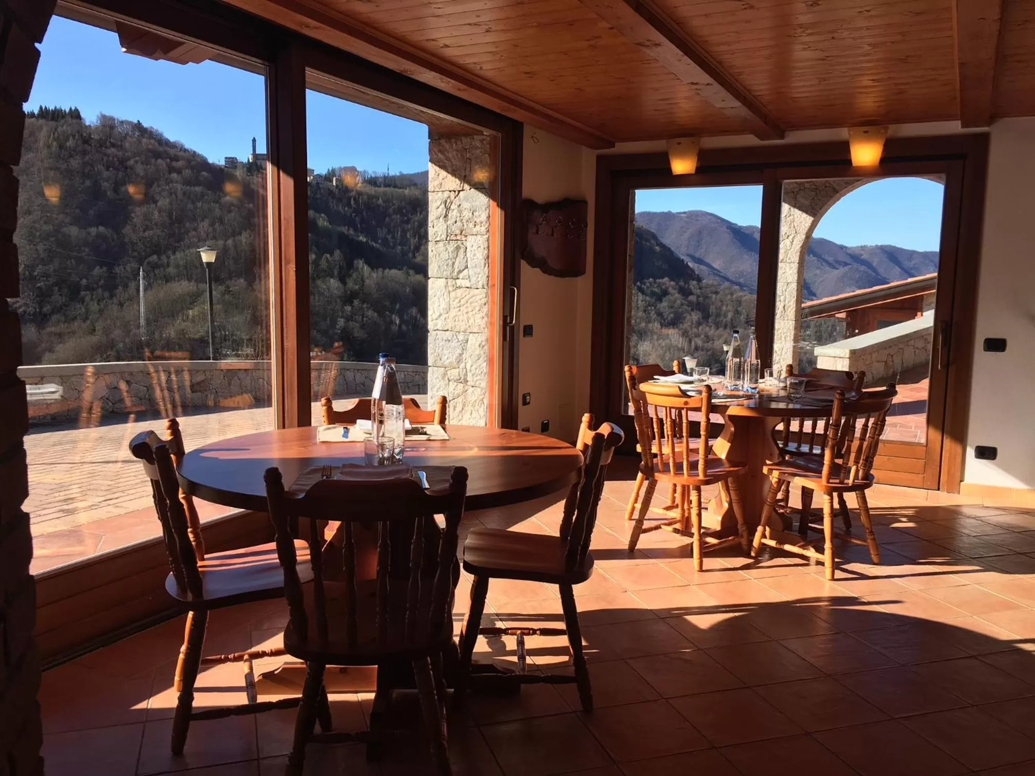 Communal lounge/ TV room in Resort Ninfea San Pellegrino Terme