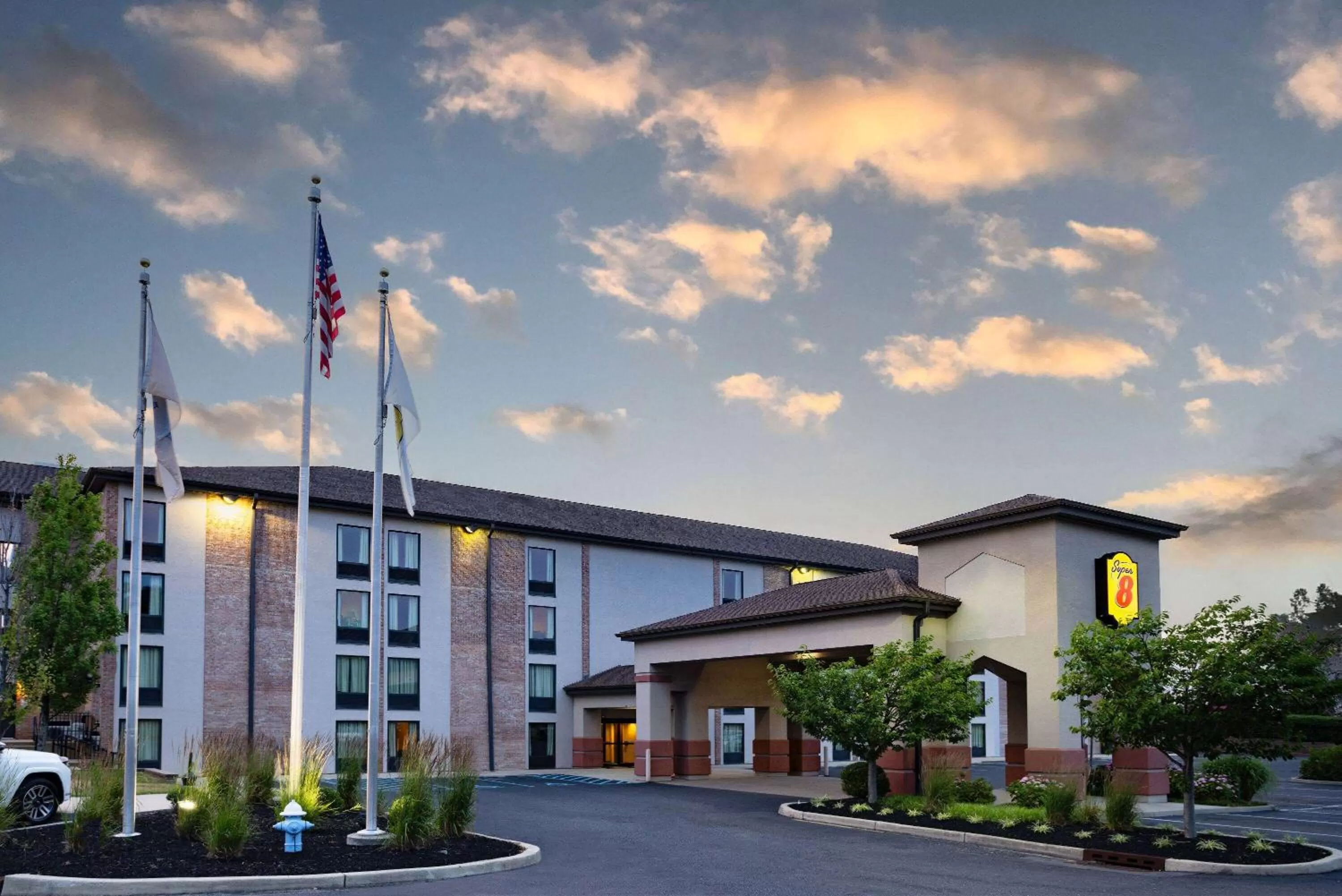 Property building in Super 8 by Wyndham Mount Laurel