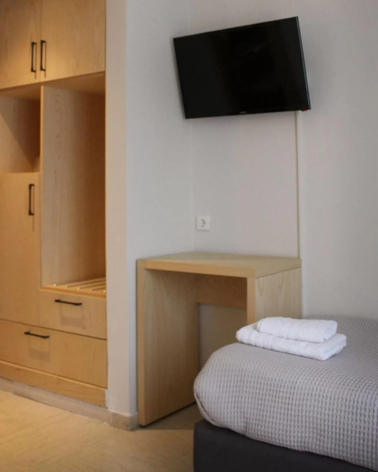 Bed in Messini Hotel