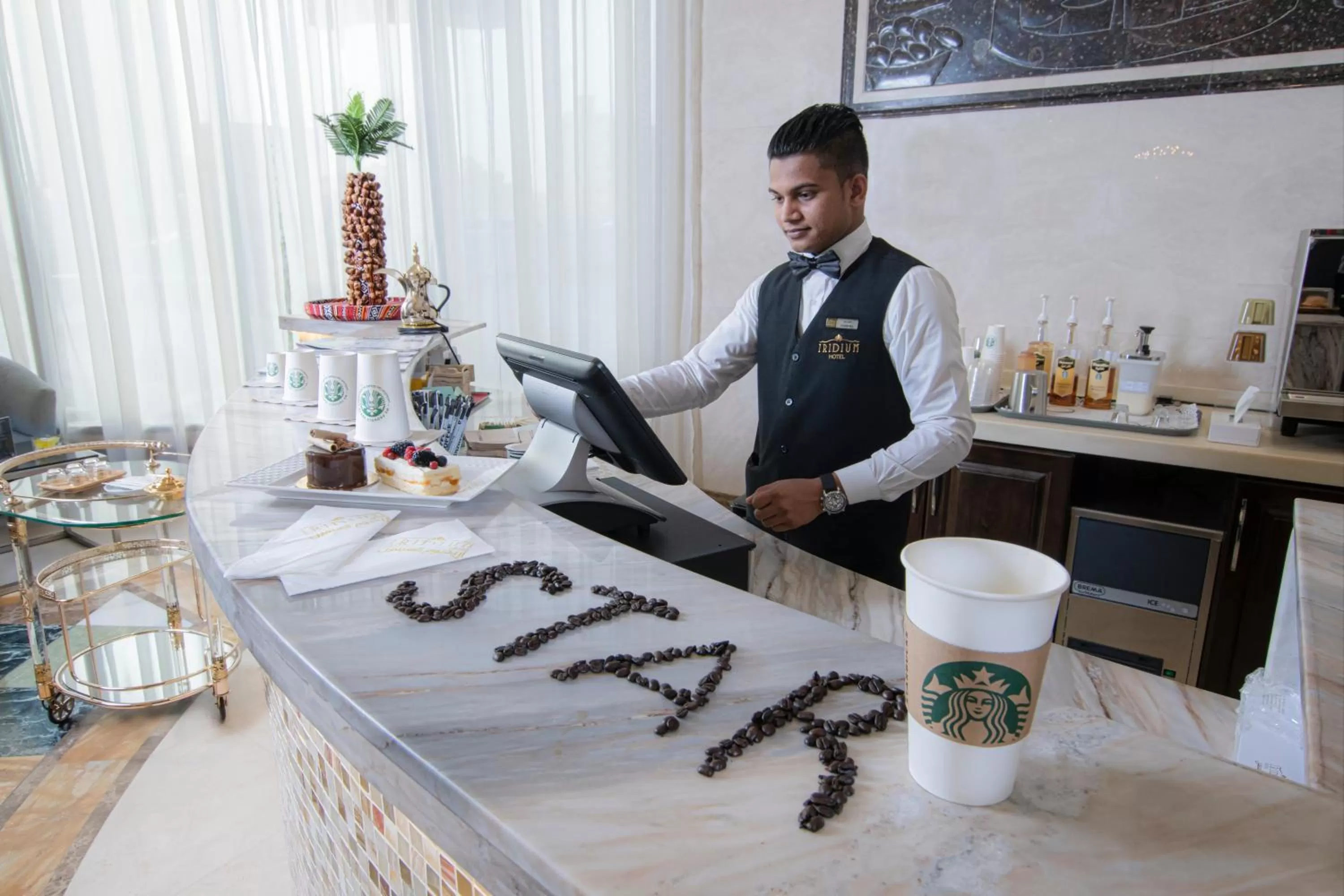 Food and drinks in Iridium 70 Hotel