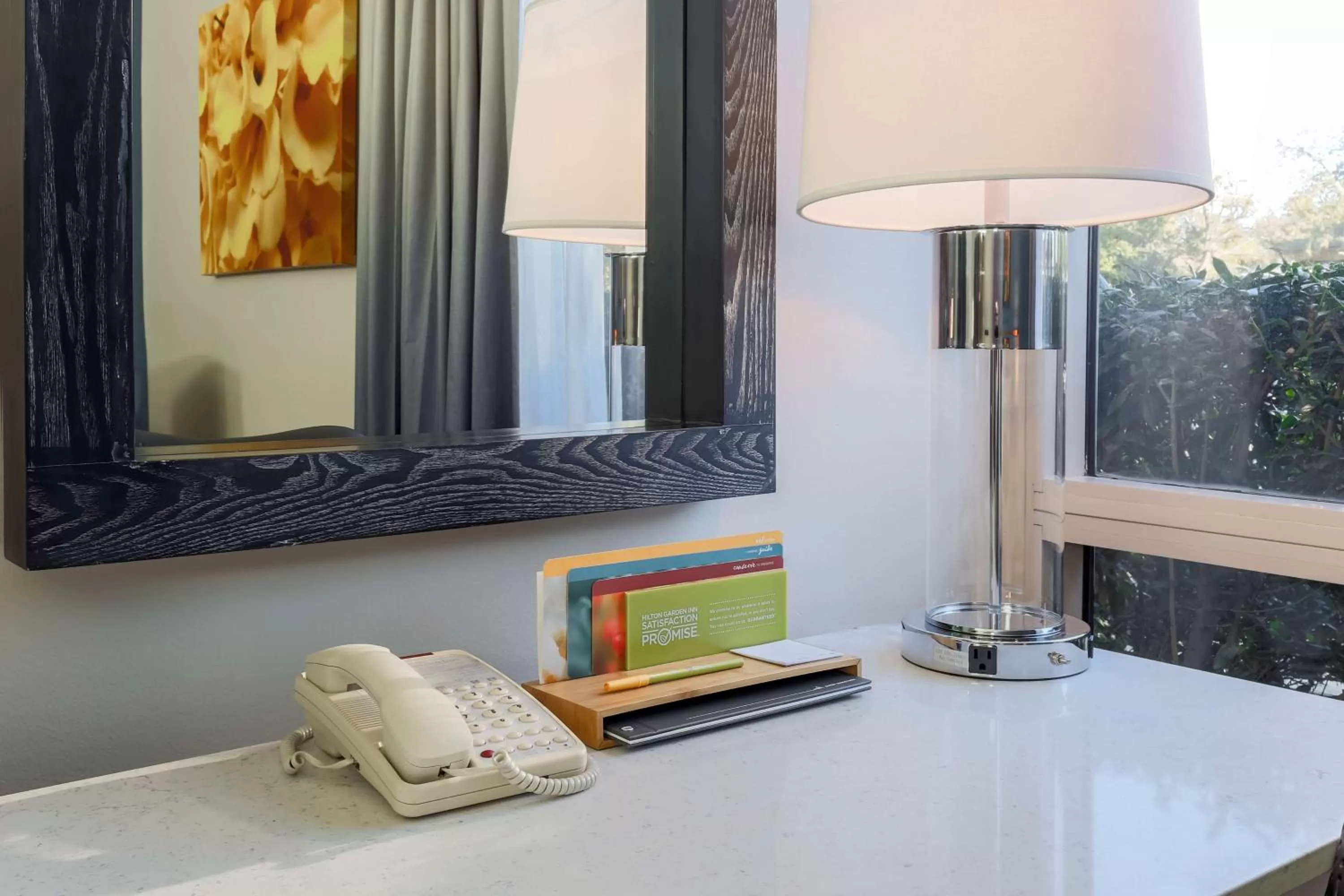 Bed in Hilton Garden Inn Dallas/Market Center