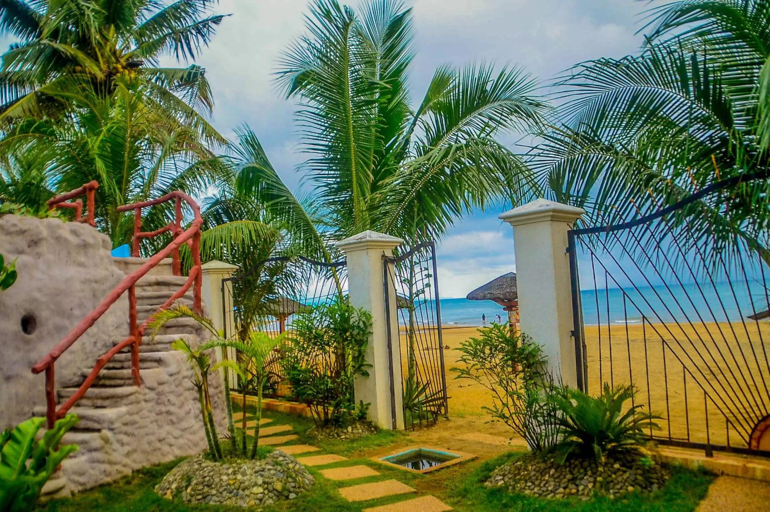 Camaya-an Paradise Beach Resort