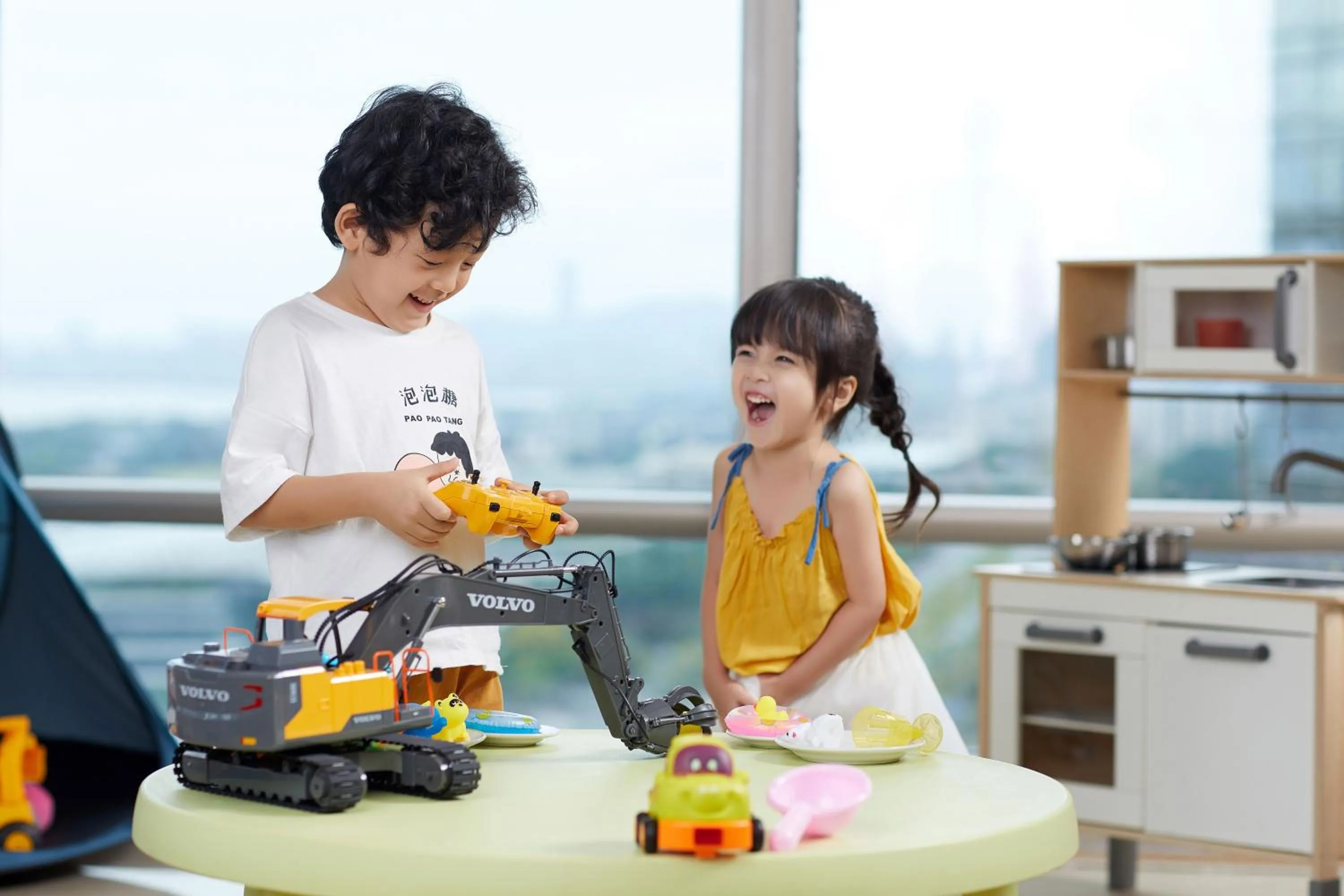 children in The Langham, Shenzhen