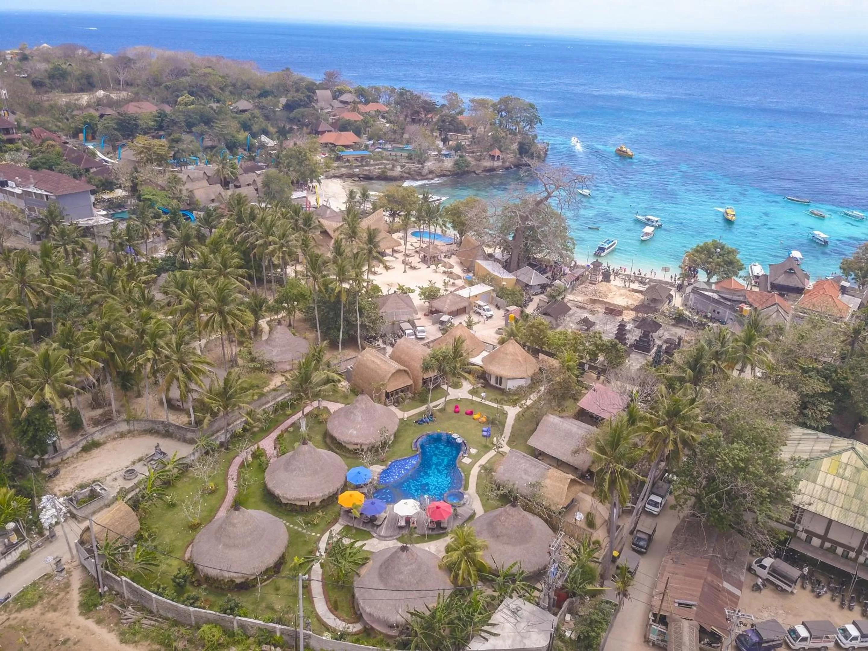 Swimming pool in Sanghyang Bay Villas