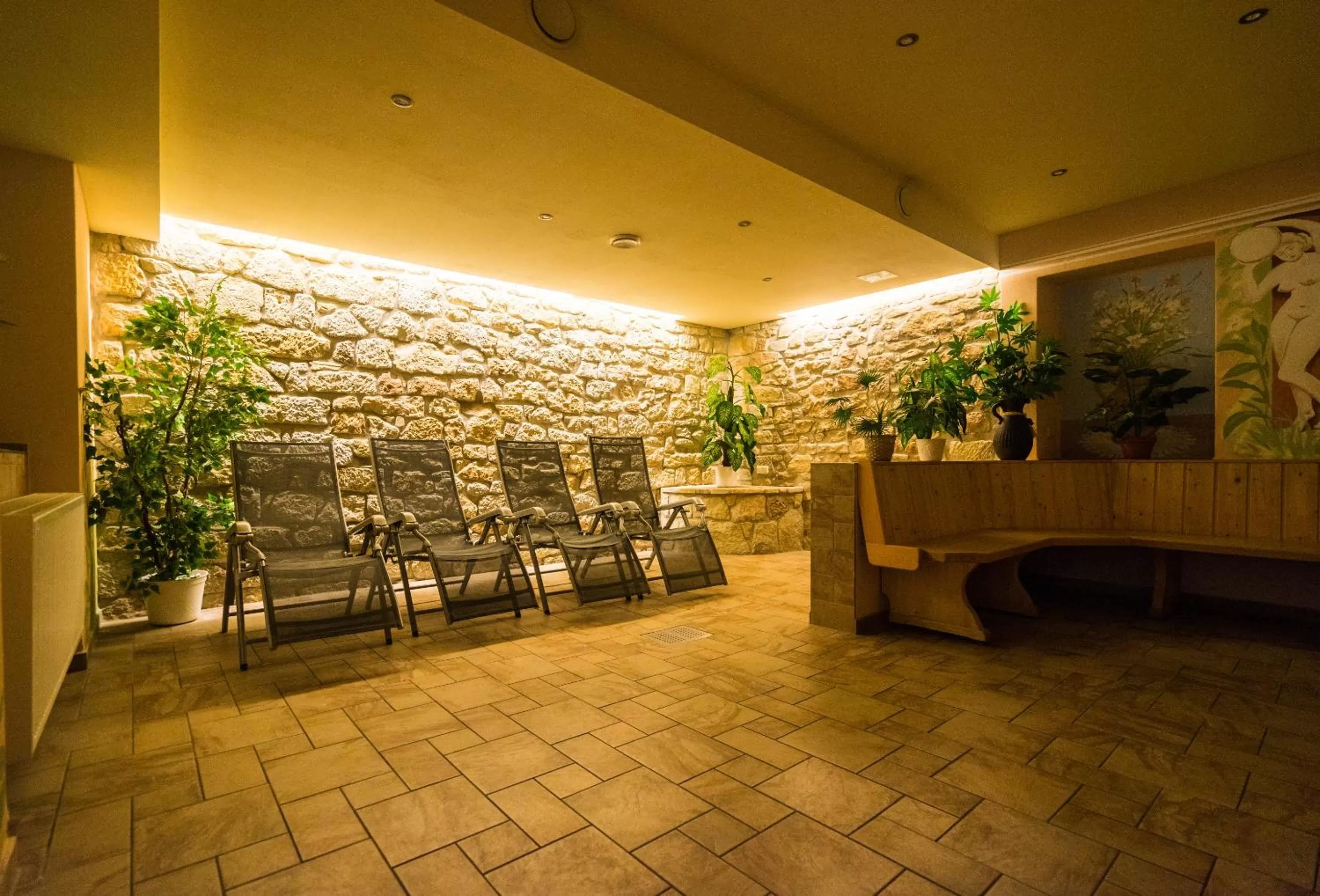 Sauna, Restaurant/Places to Eat in Hotel Zur Post