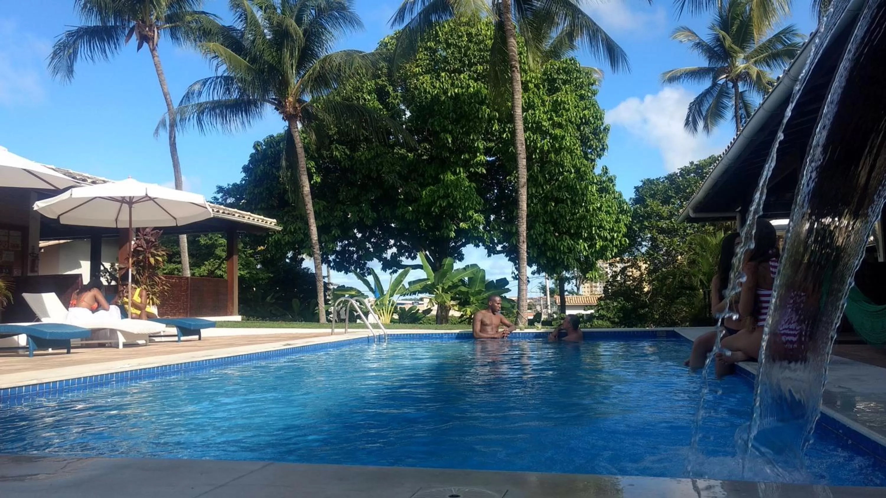Swimming Pool in Hotel Pousada Salvador Paradise
