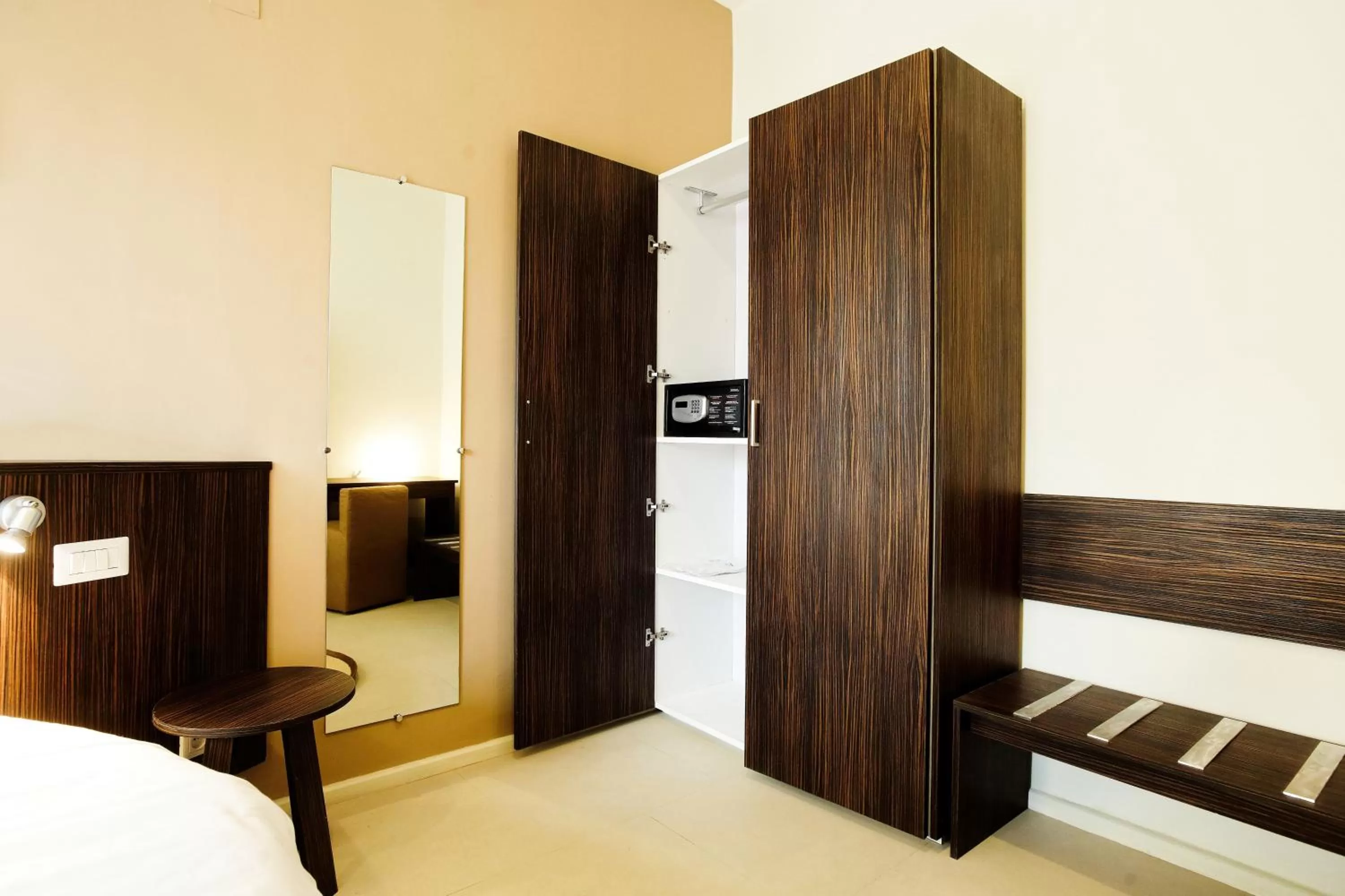 Bedroom, Bed in Hotel La Villette