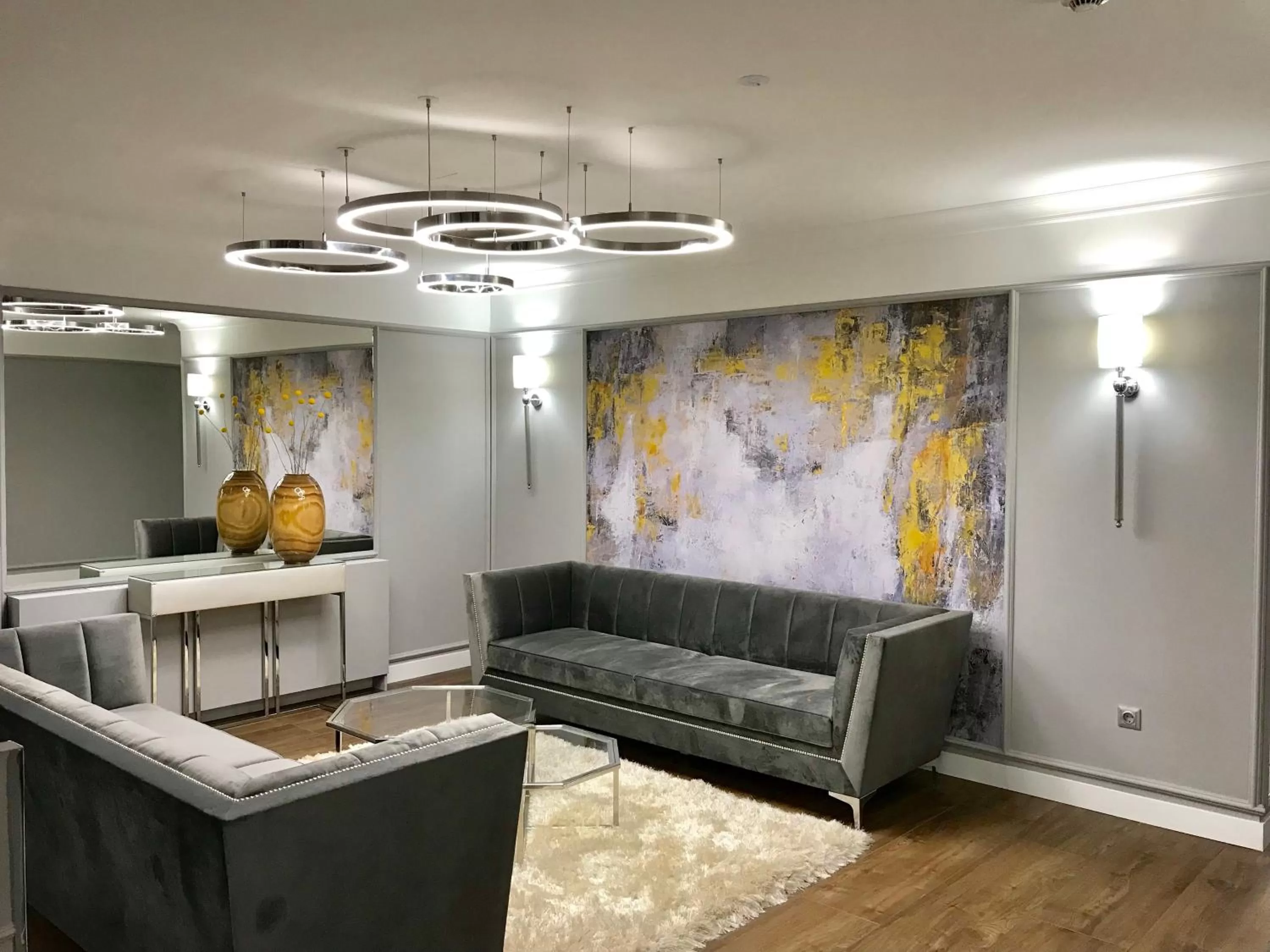 Communal lounge/ TV room, Seating Area in Boutique Hotel Center