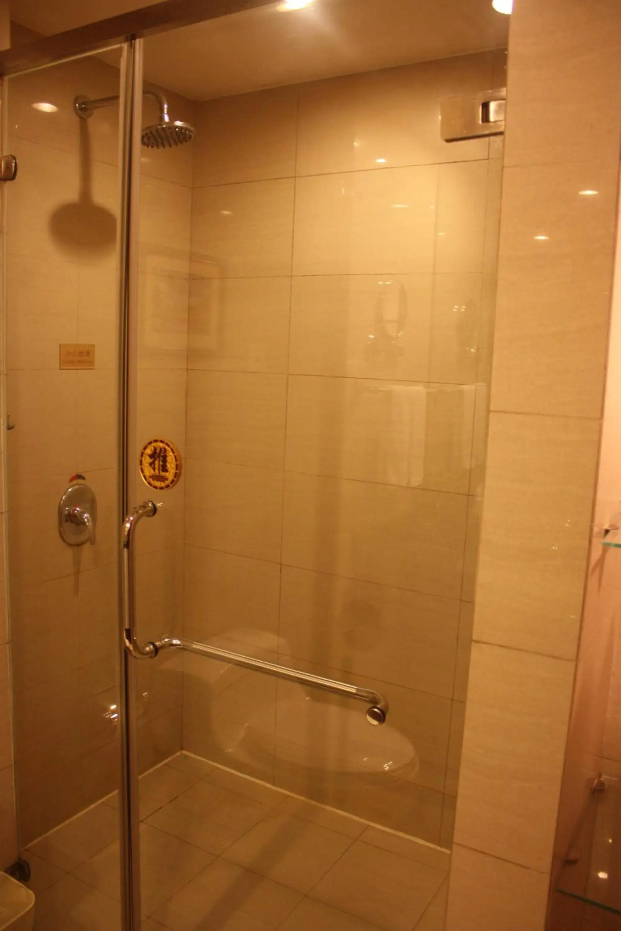 Business Double or Twin Room in Super House International Business Double or Twin Room in Super House International