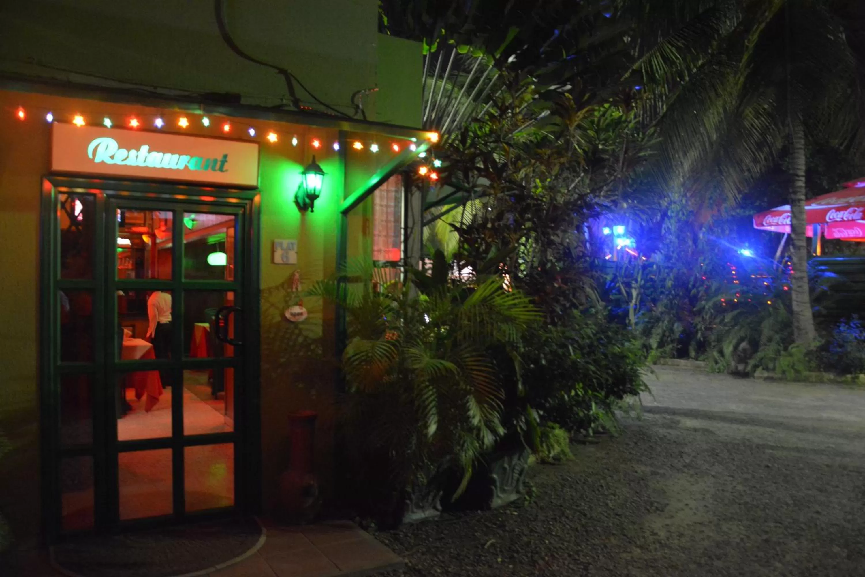 Meals in Manuela Residence