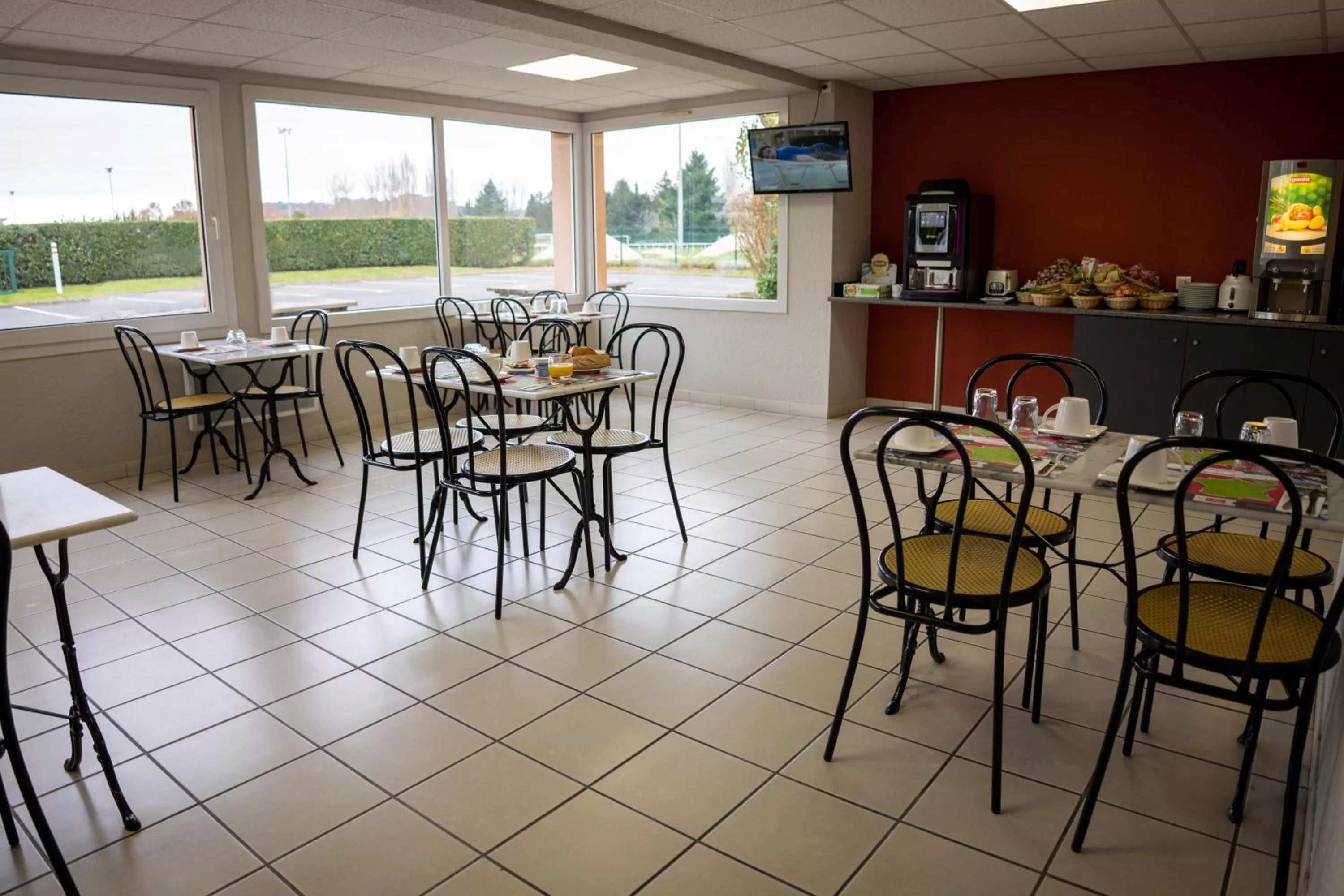 Buffet breakfast in Fasthôtel Périgueux - Un Hôtel FH Confort