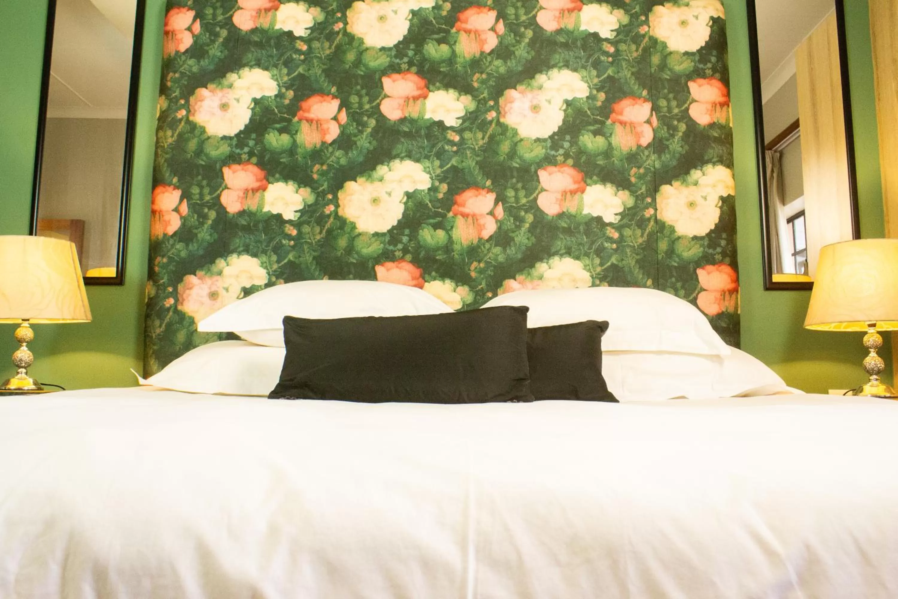 Bed in Ben's Bed and Breakfast