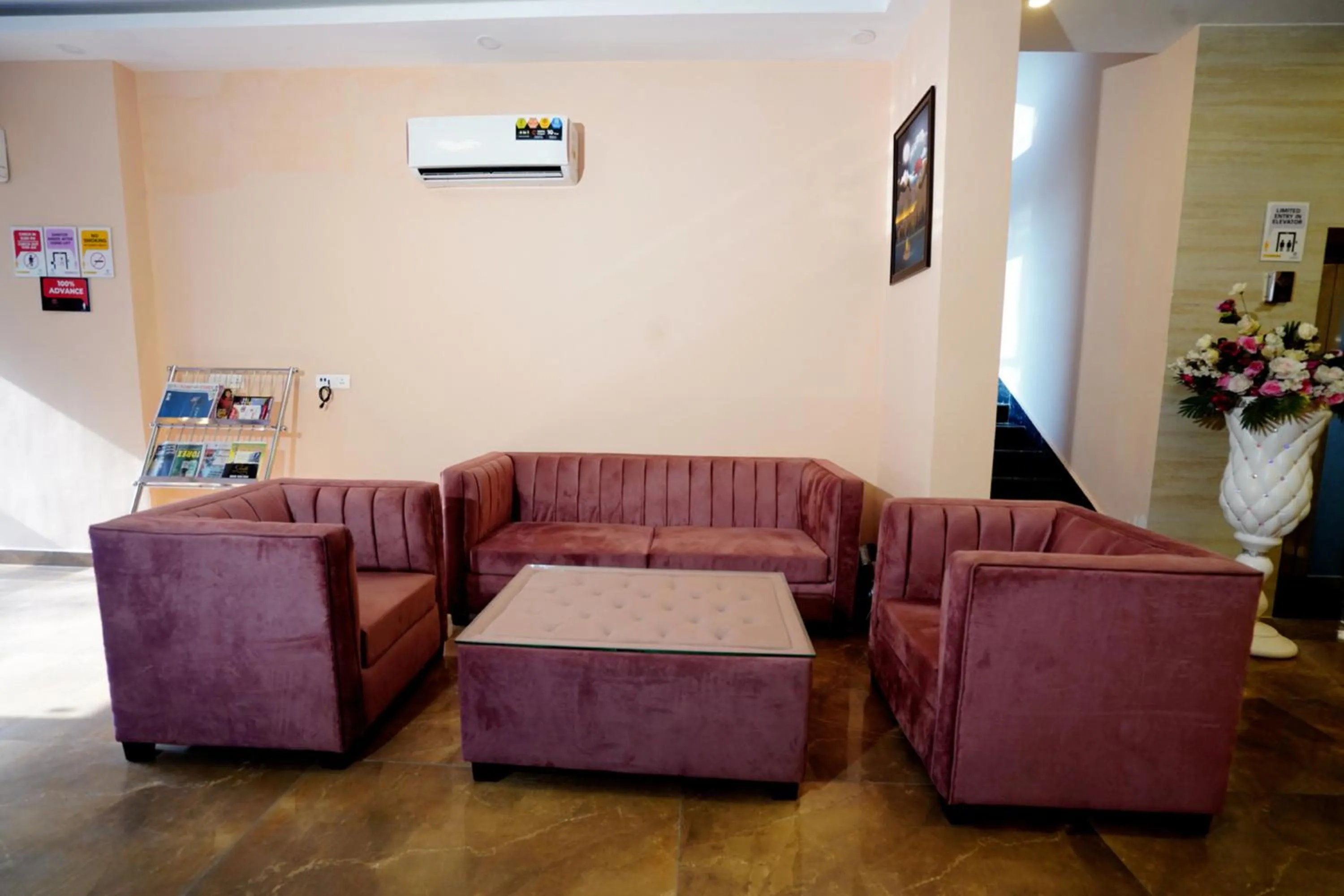 Seating area in ExpoMart Inn