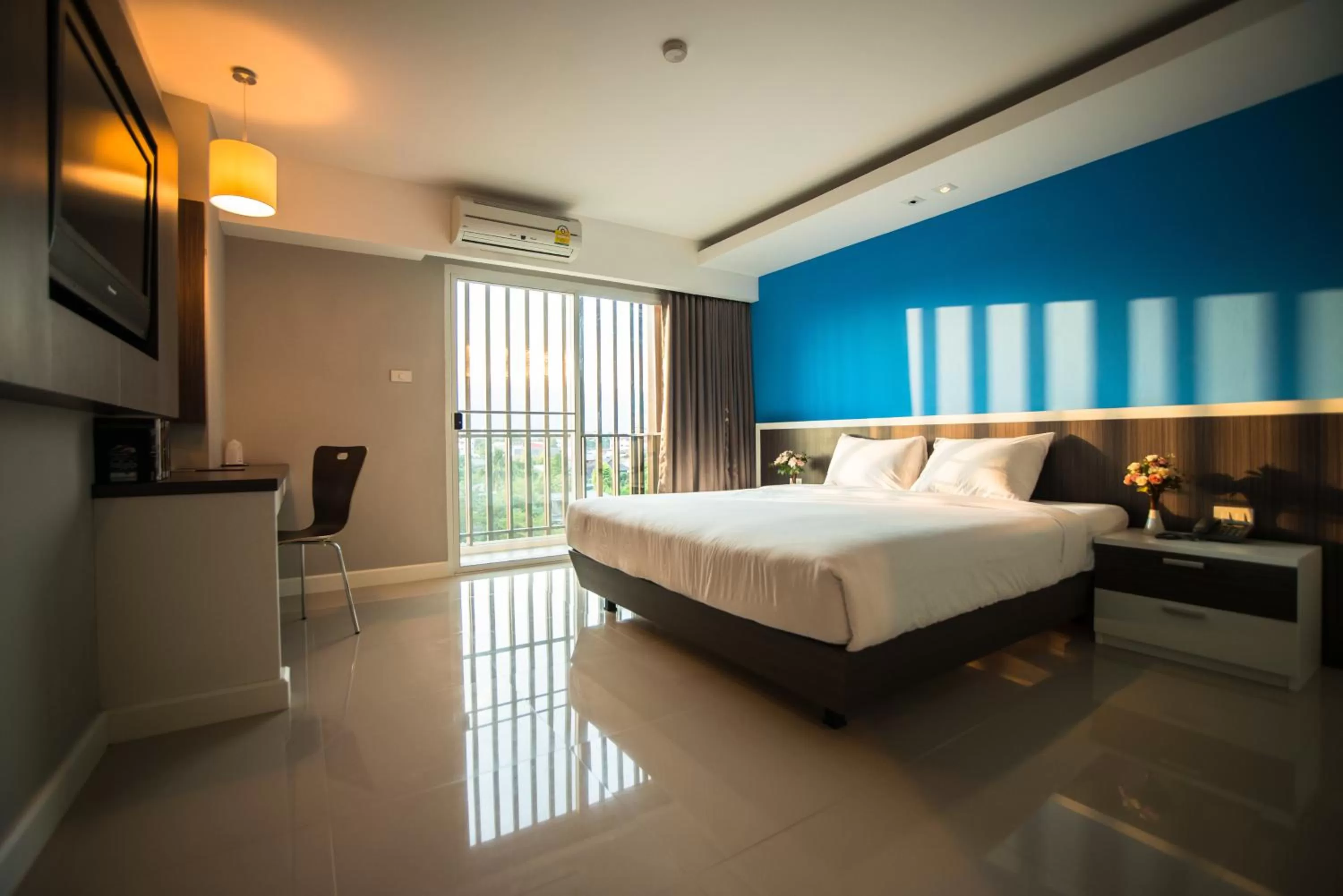 Bed in Napatra Hotel