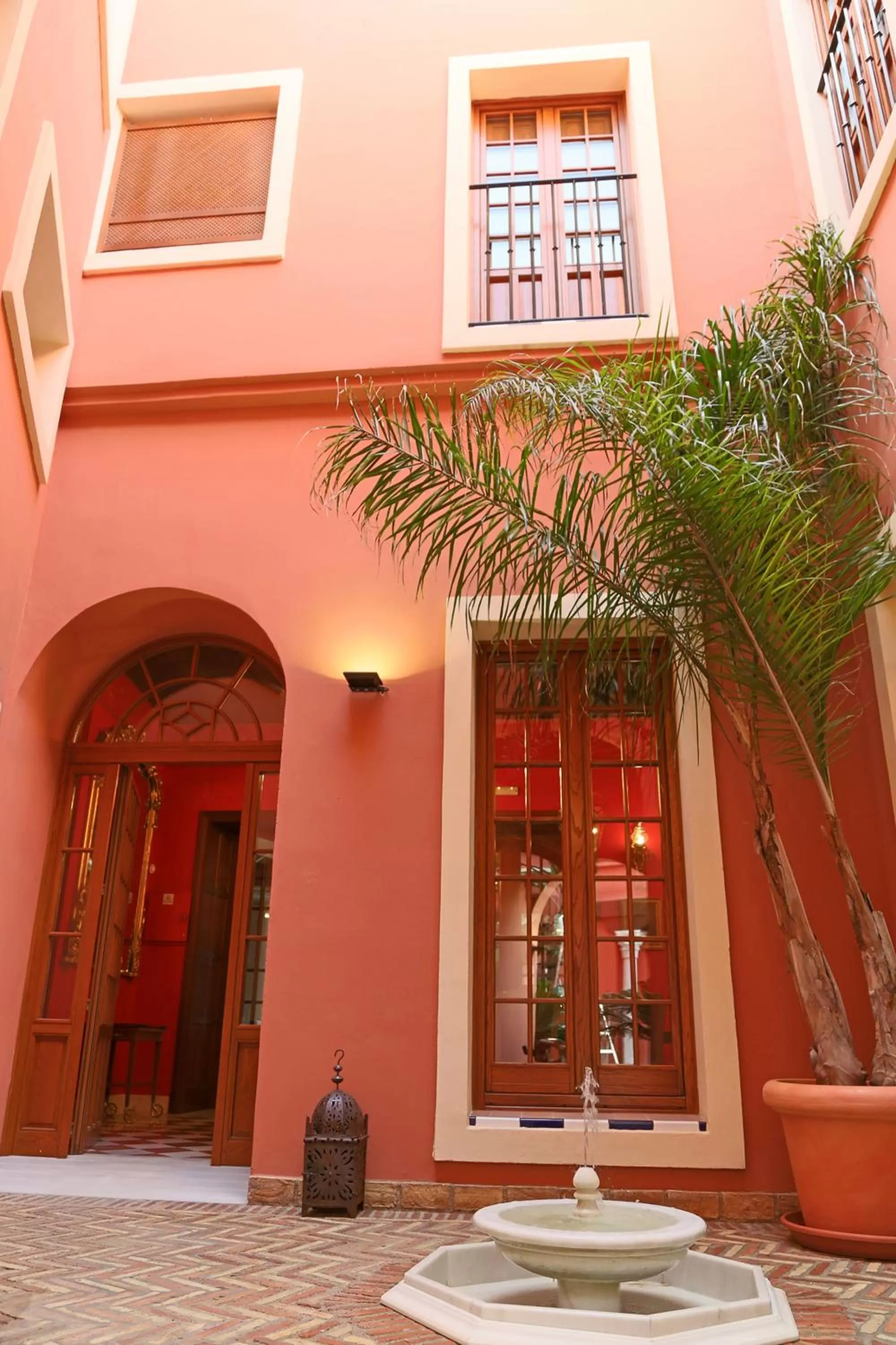 Garden in Hotel Ateneo Sevilla