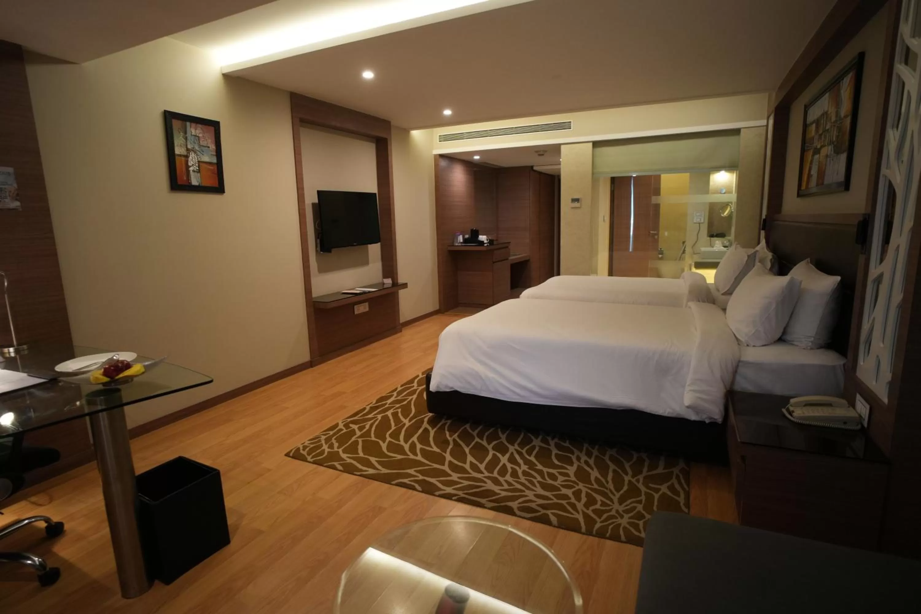 Bedroom, Bed in Radisson Udaipur