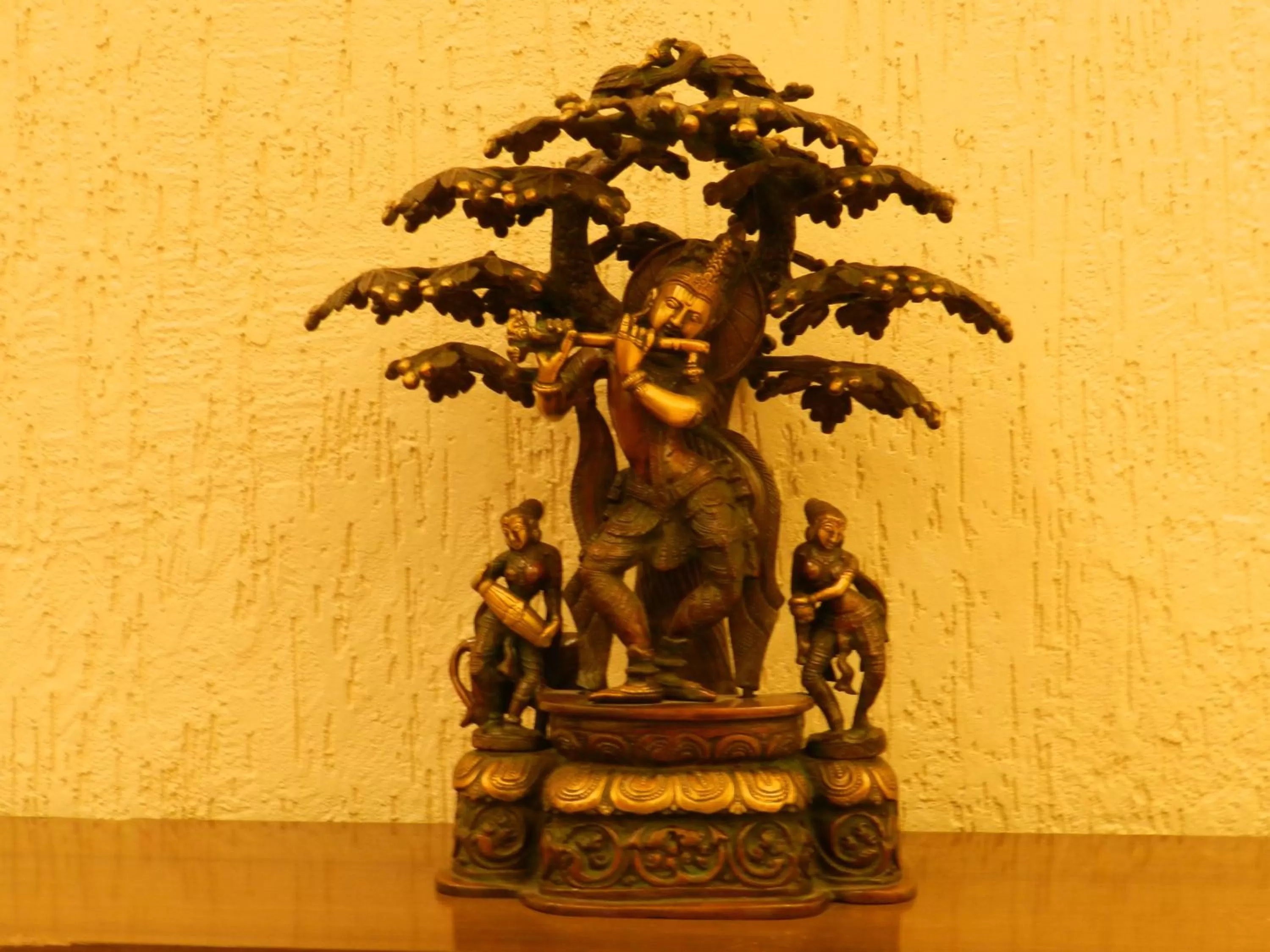 Other in Le Roi Udaipur