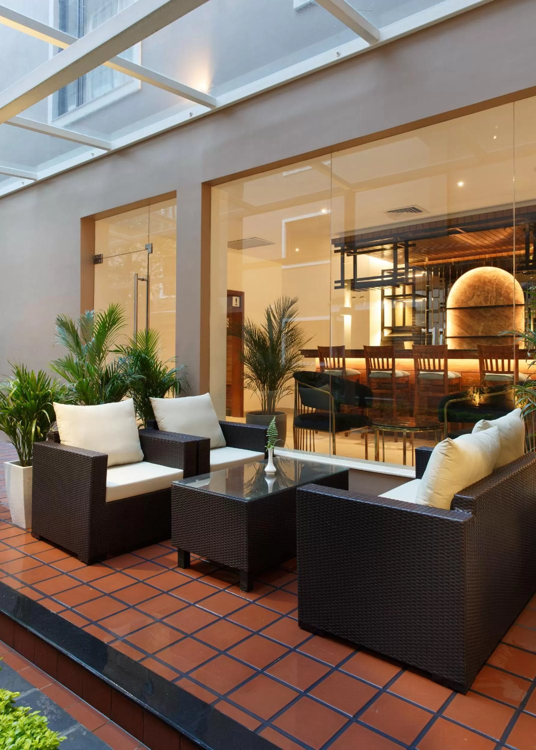 Restaurant/places to eat in Hotel Thrive, A Tropical Courtyard