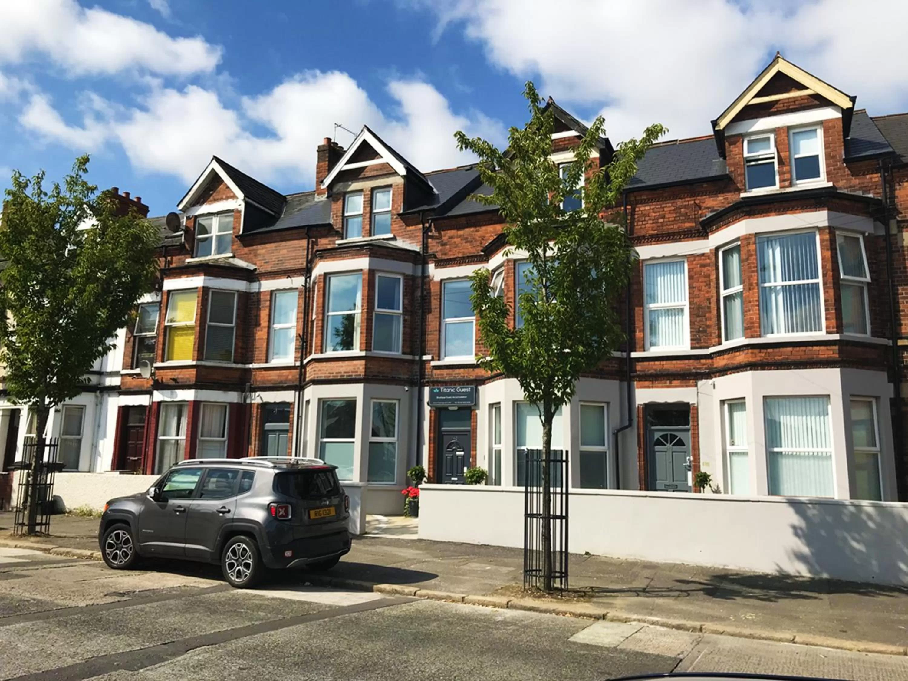 Property building in Titanic Guest 4 Star Boutique- Tourism NI certified- Free parking